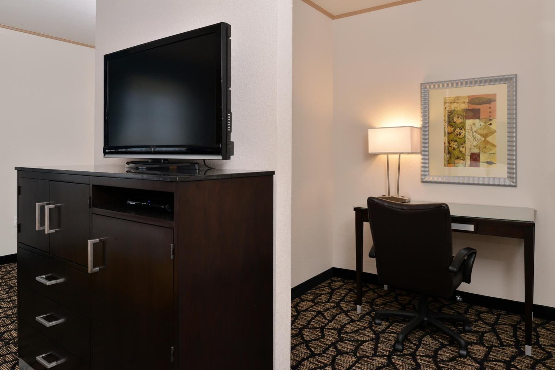 Holiday Inn Express & Suites Tacoma South - Lakewood by IHG gallery photo in Lakewood, WA — image 61