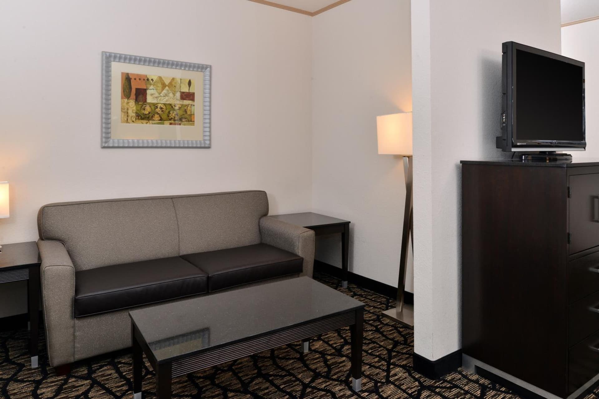 Holiday Inn Express & Suites Tacoma South - Lakewood by IHG property views in Lakewood, WA — gallery photo 3