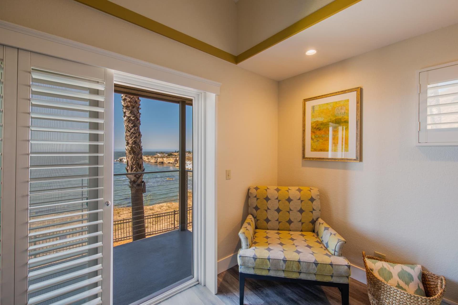 Inn at the Cove property views in Pismo Beach, CA — gallery photo 3