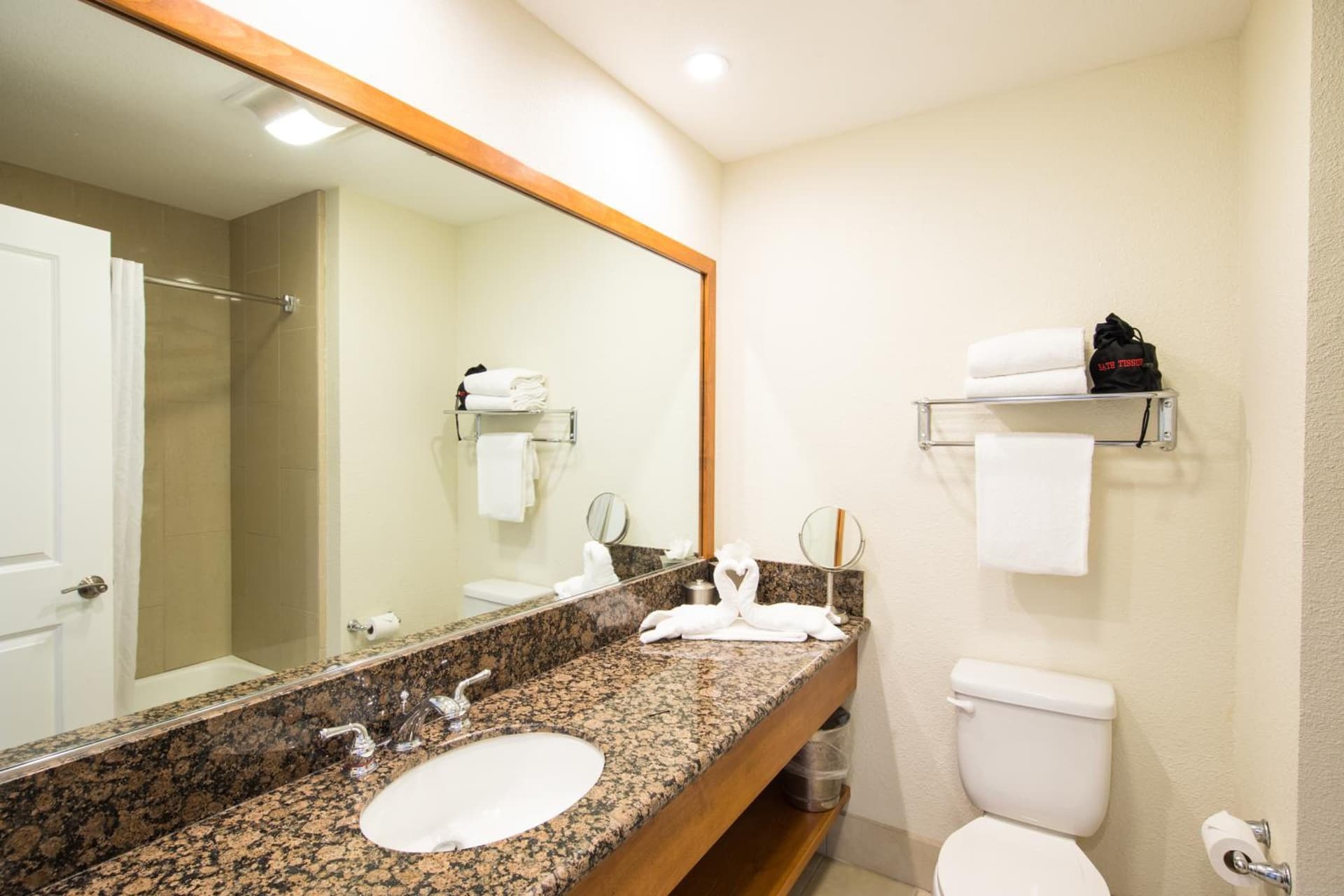 Inn at the Cove gallery photo in Pismo Beach, CA — image 4
