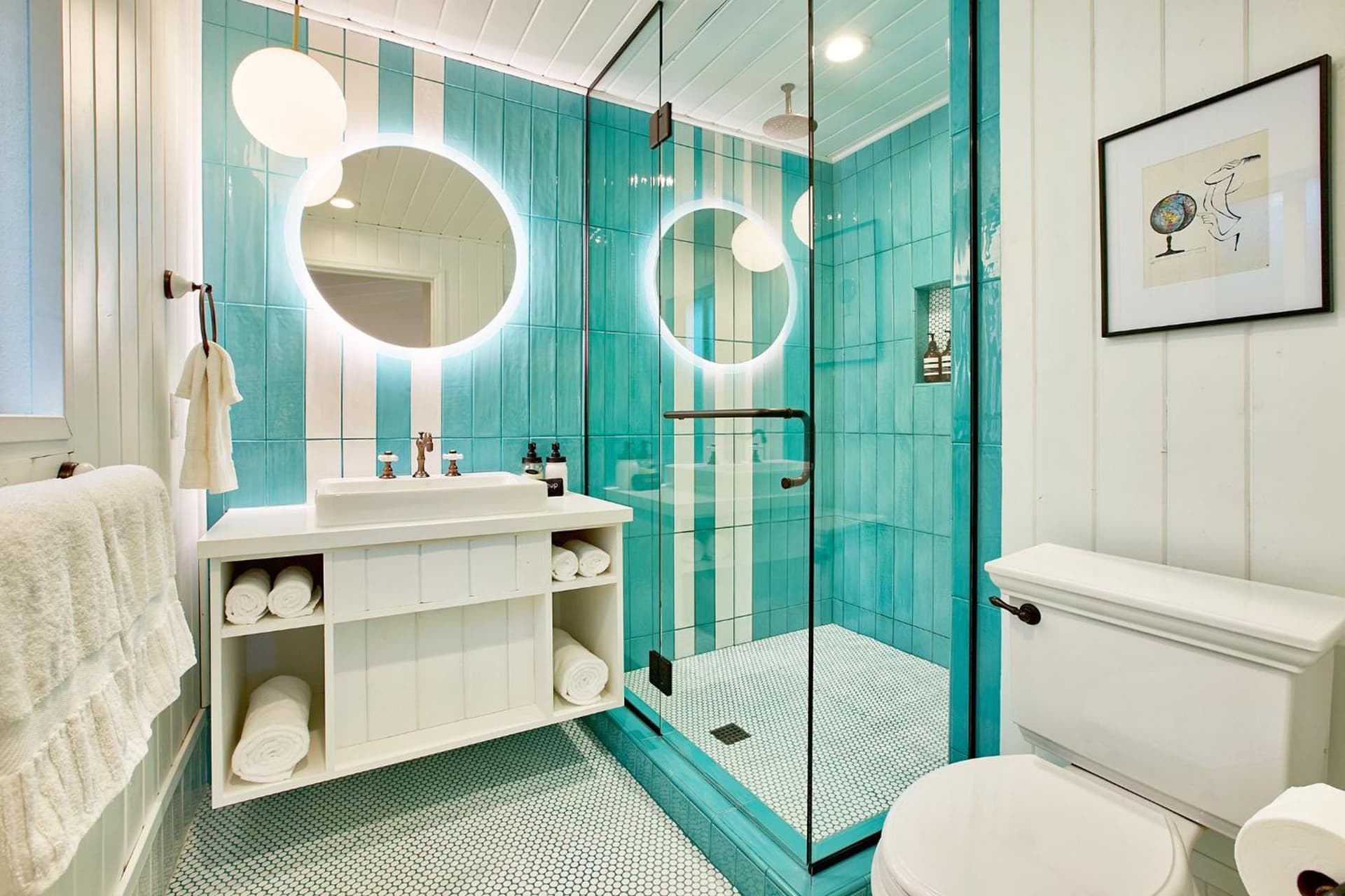 Dive Palm Springs Hotel - 21 & Over property views in Palm Springs, CA — gallery photo 3
