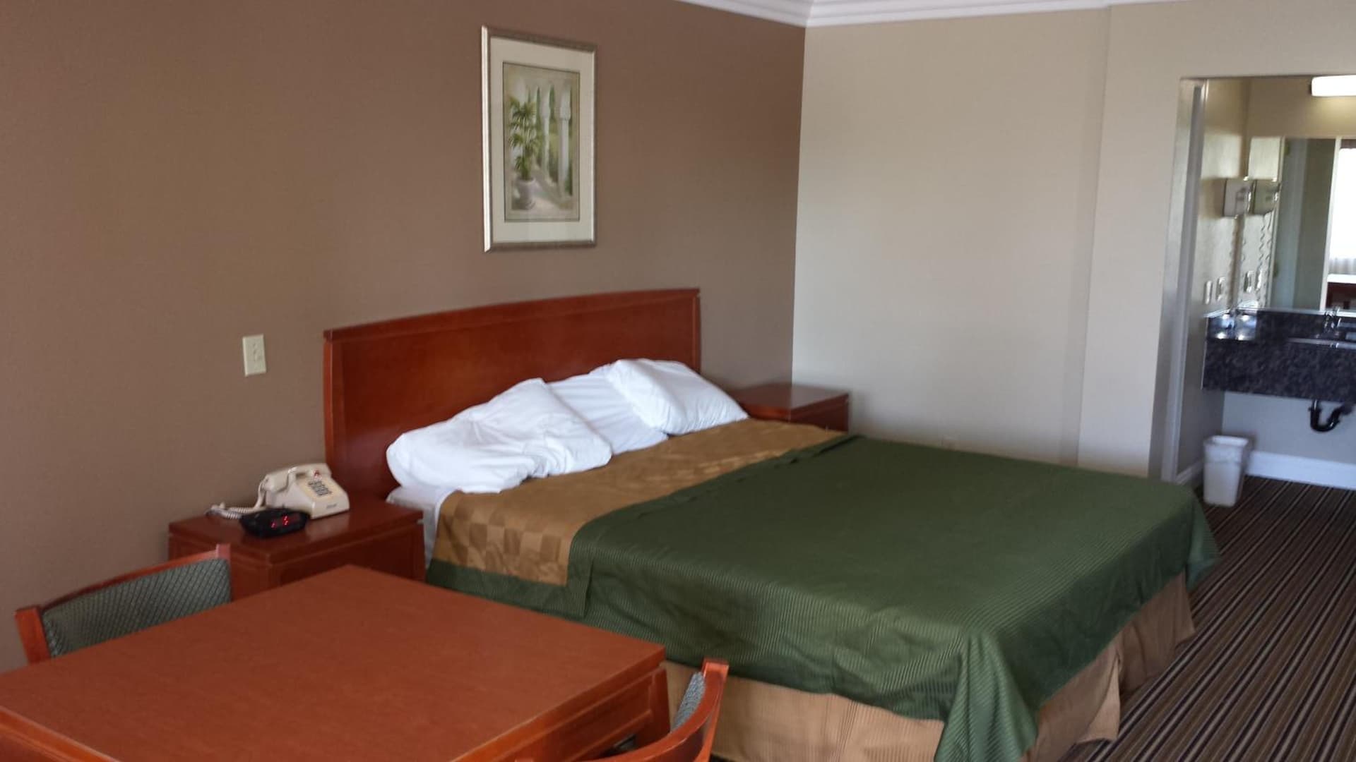 Regency Hotel - Moreno Valley property views in Moreno Valley, CA — gallery photo 3