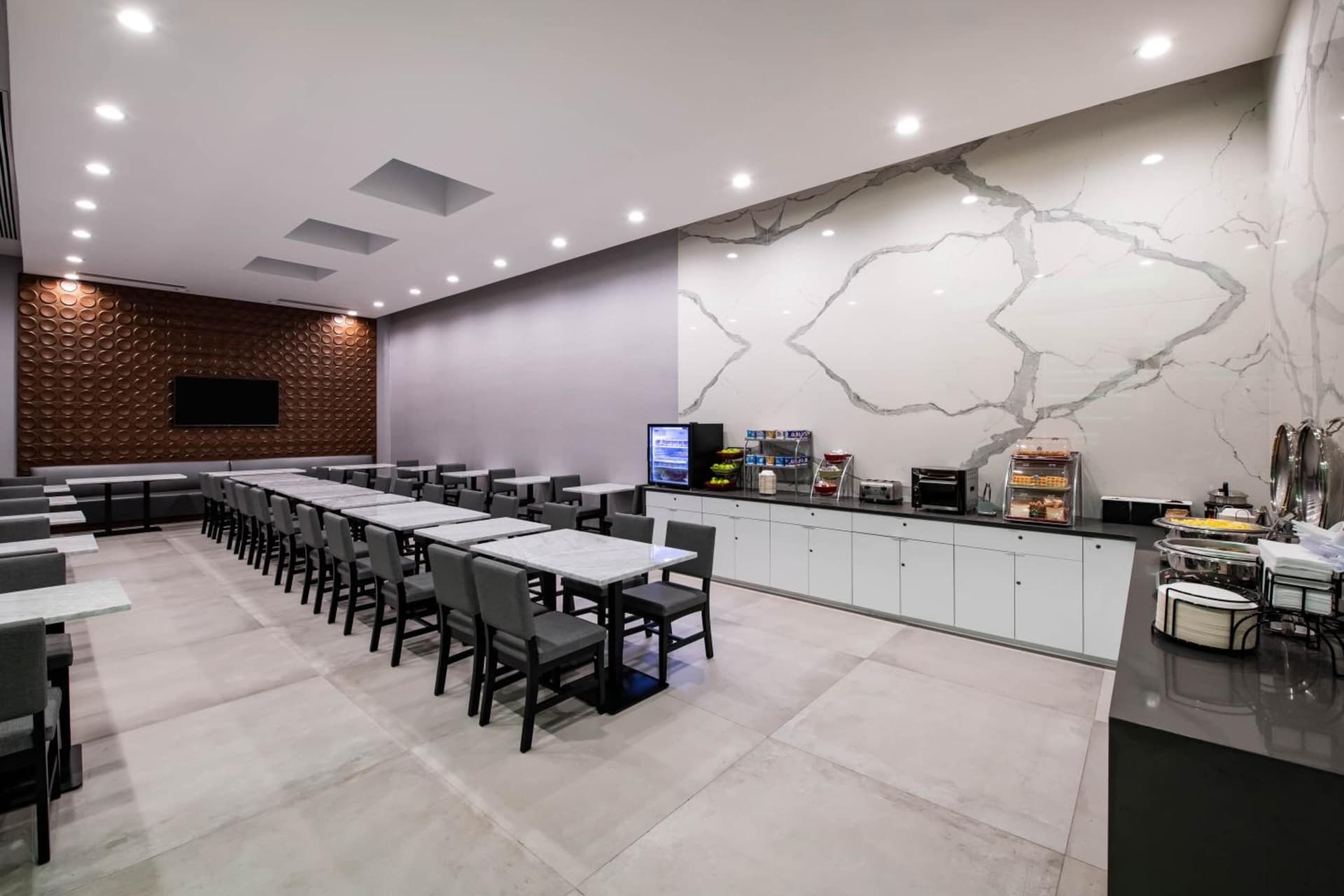 Wingate by Wyndham Long Island City gallery photo in Queens, NY — image 14