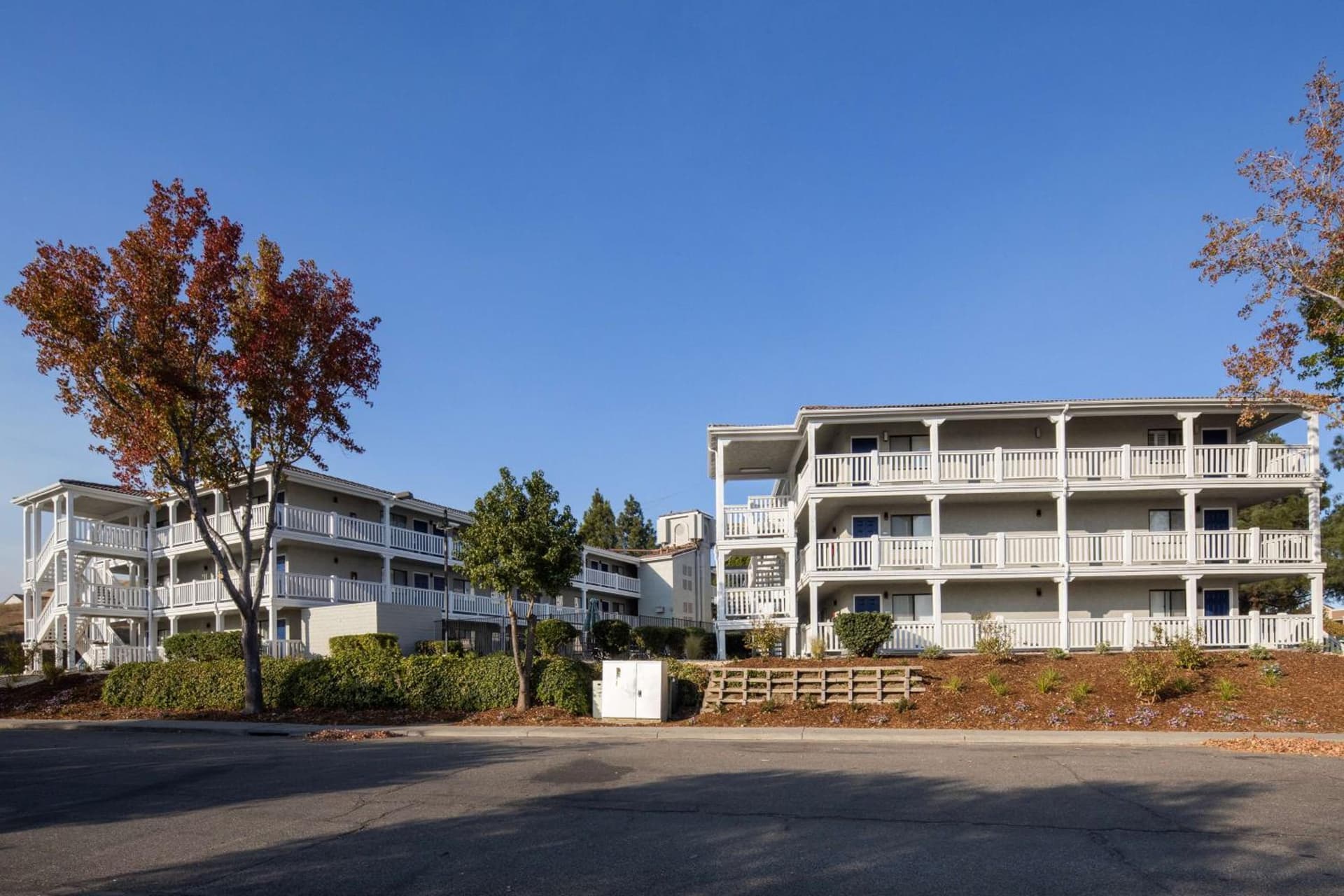 SureStay Hotel by Best Western Fairfield Napa Valley featured exterior or lobby in Fairfield, CA — similar hotel