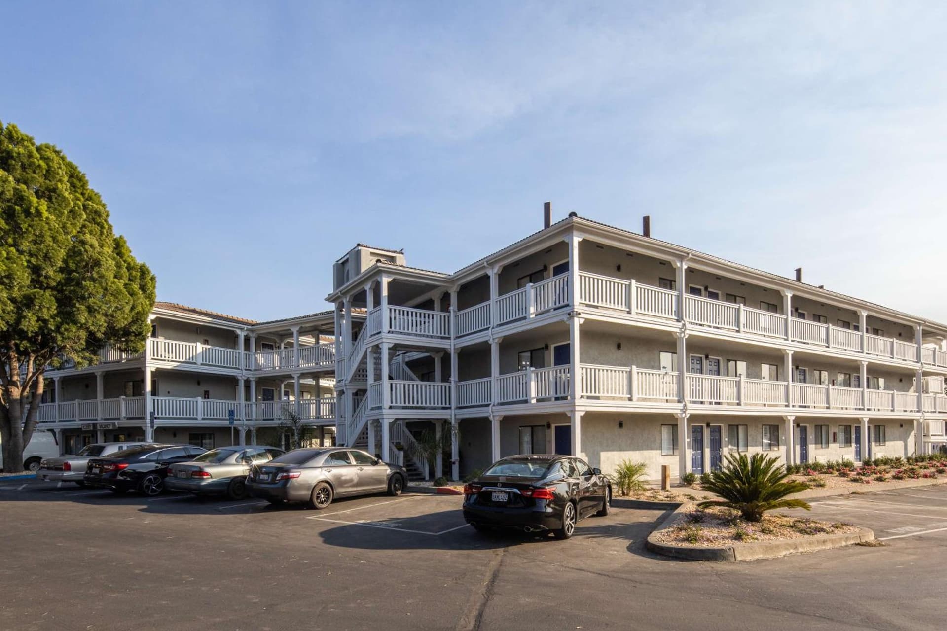 SureStay Hotel by Best Western Fairfield Napa Valley gallery photo in Fairfield, CA — image 26