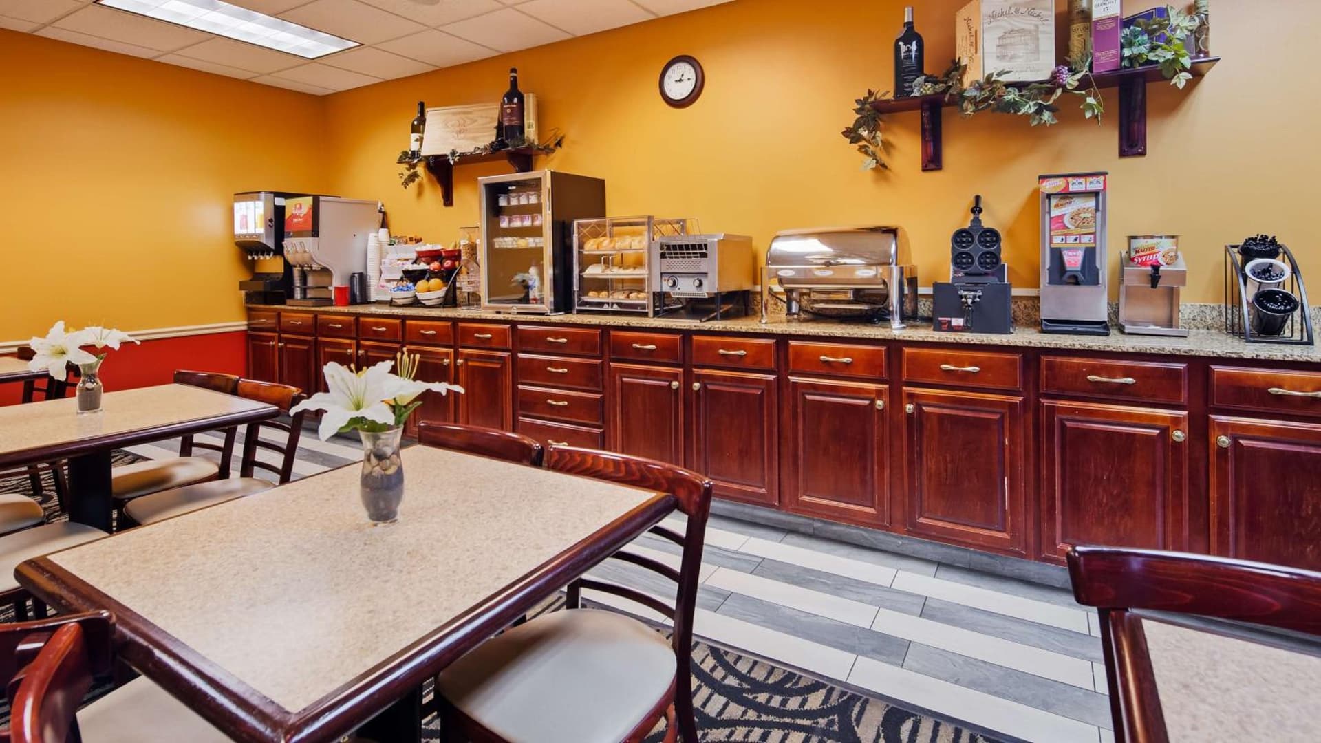Best Western the Inn at the Fairgrounds gallery photo in Syracuse, NY — image 27