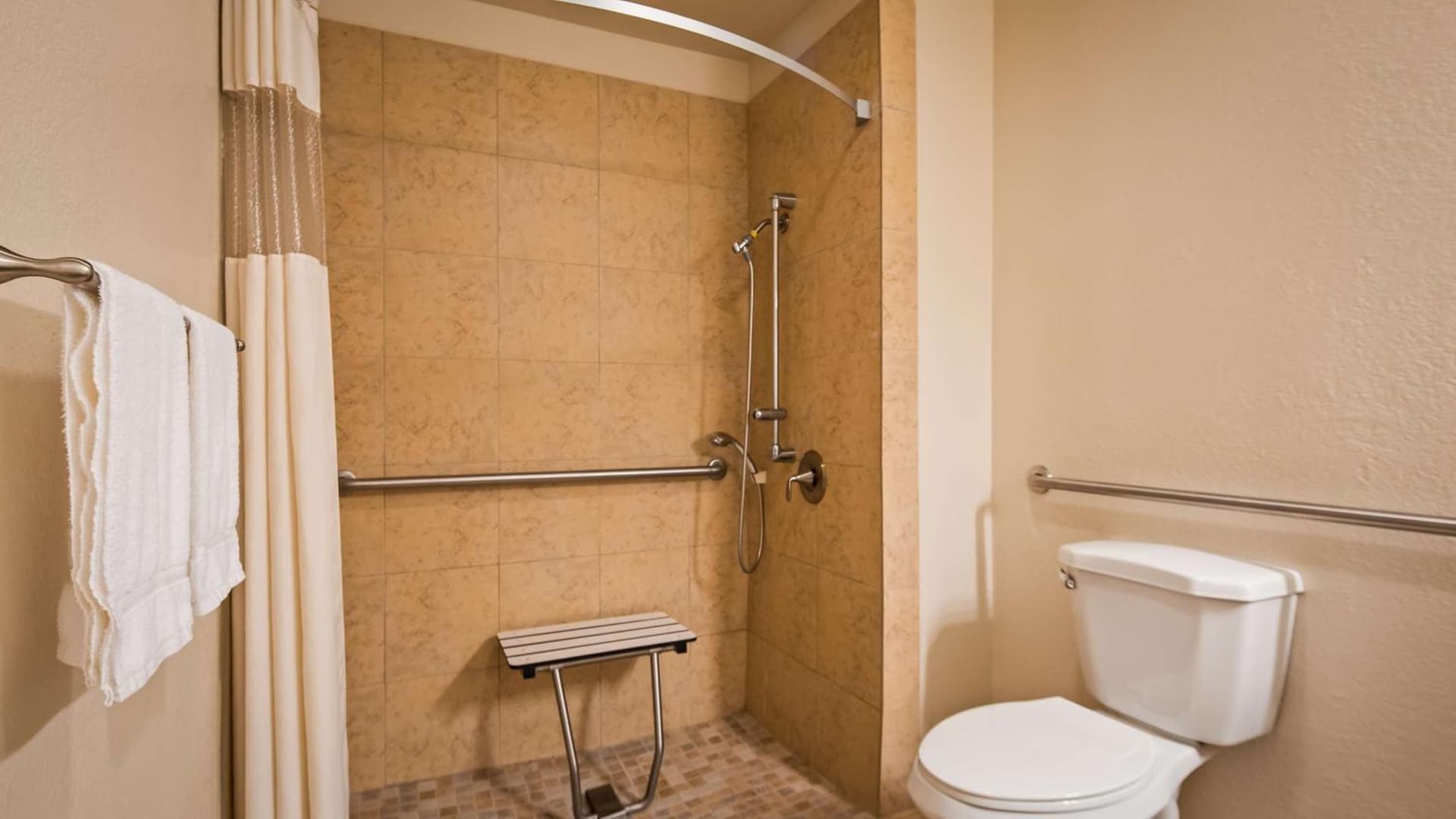 Best Western Palm Court Inn gallery photo in Modesto, CA — image 19