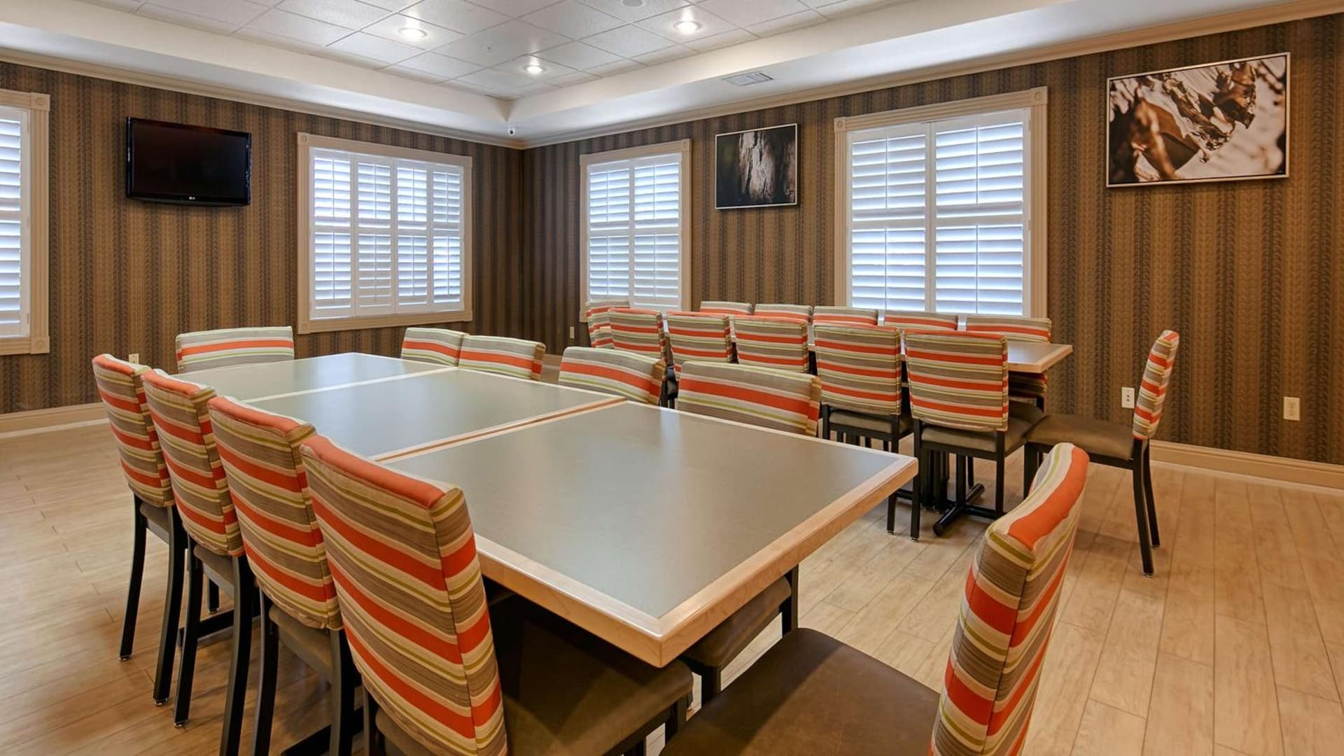 Best Western Plus Rama Inn & Suites gallery photo in Oakdale, CA — image 32