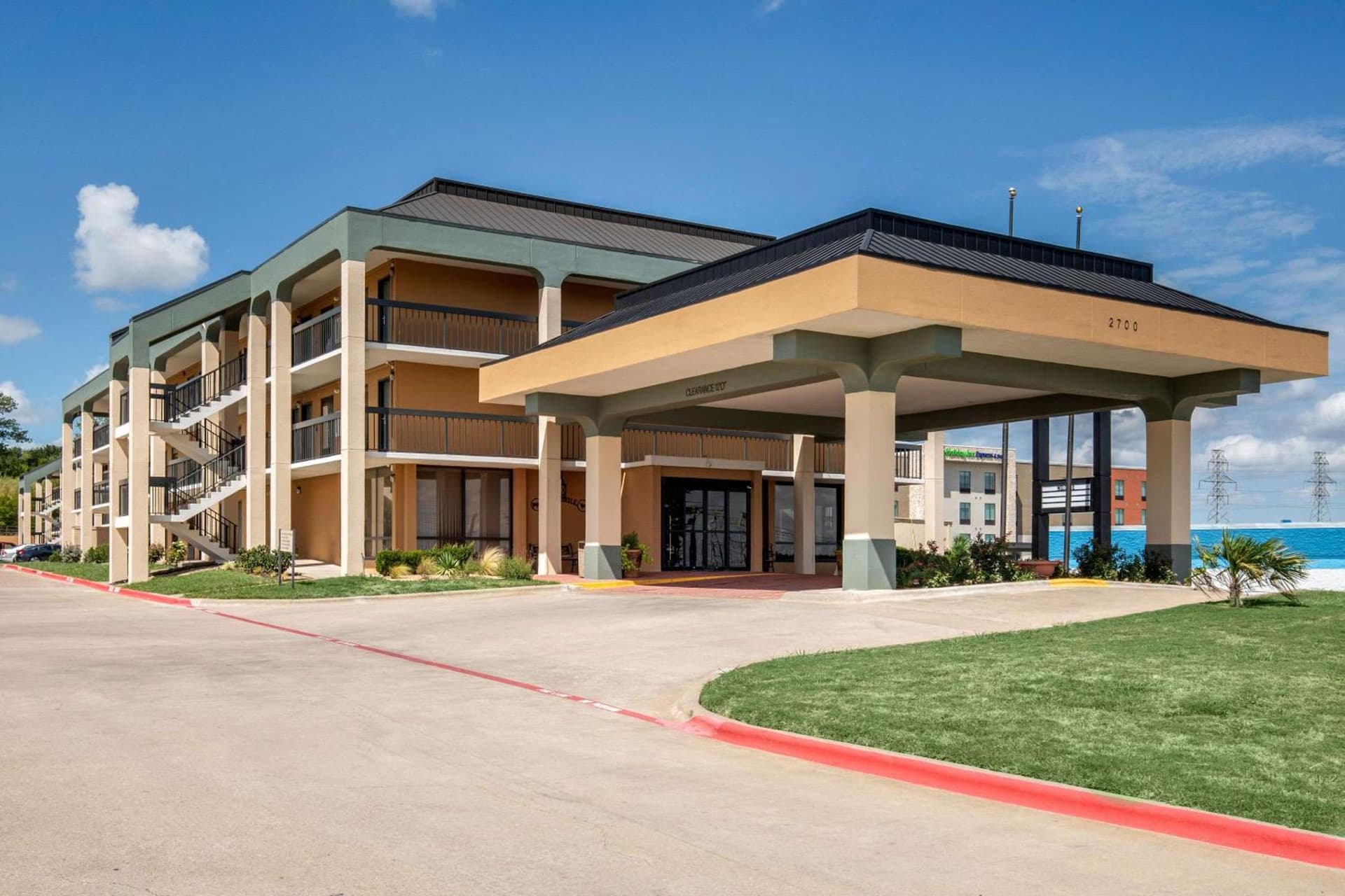 Quality Inn West Fort Worth featured exterior or lobby in Fort Worth, TX — similar hotel