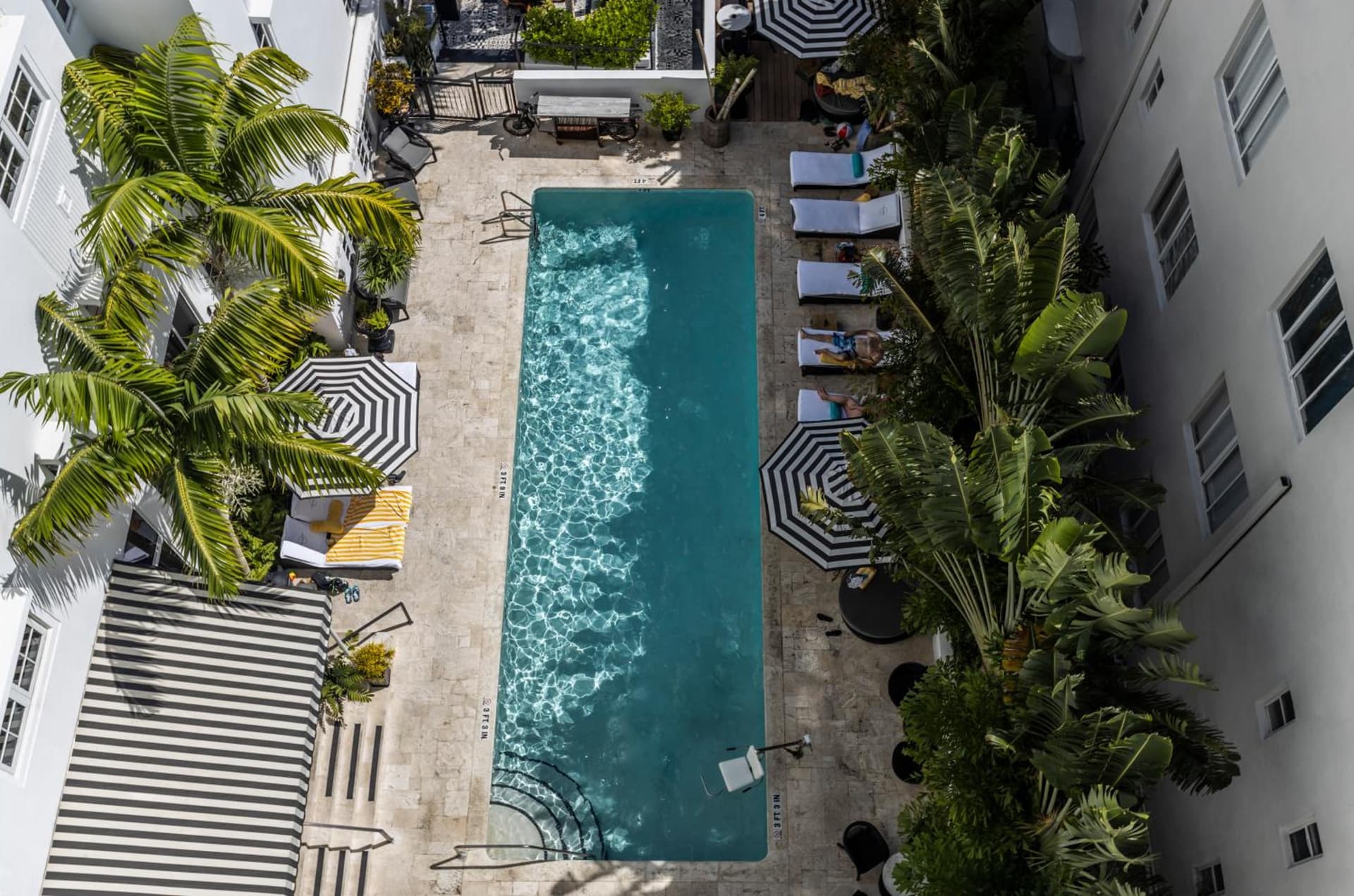 Hotel Croydon property views in Miami Beach, FL — gallery photo 3