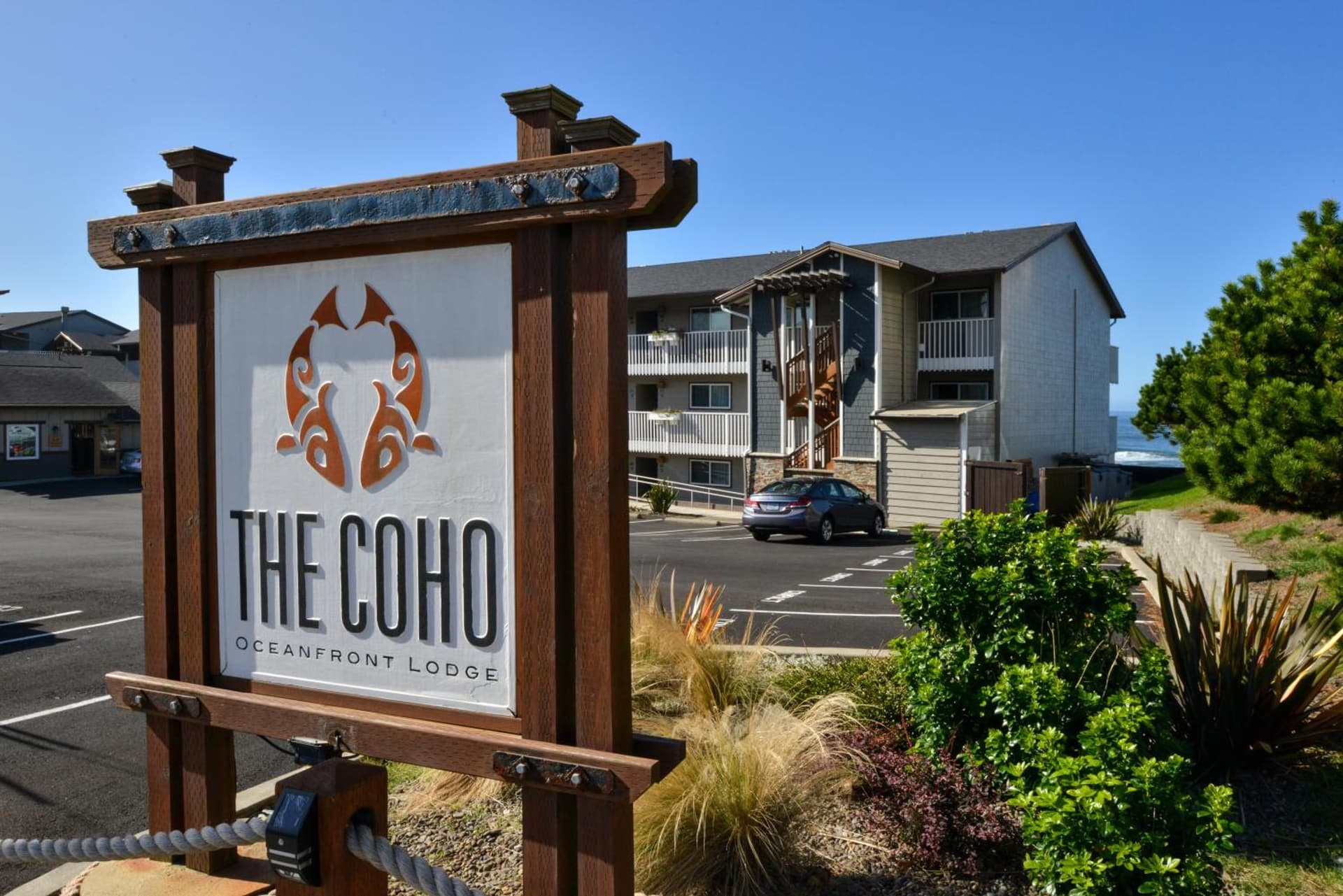The Coho Oceanfront Lodge featured exterior or lobby in Lincoln City, OR — similar hotel