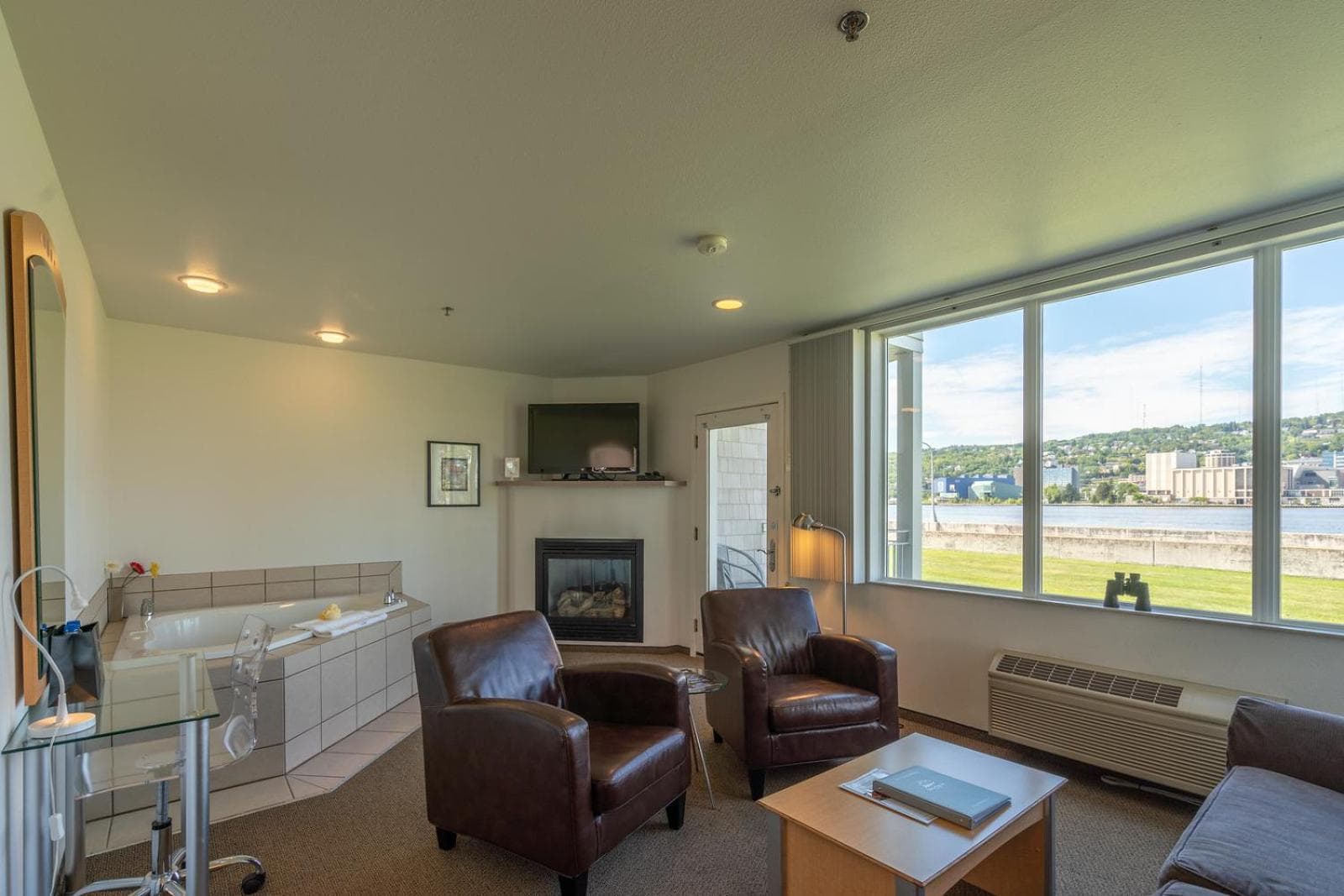 South Pier Inn gallery photo in Duluth, MN — image 27