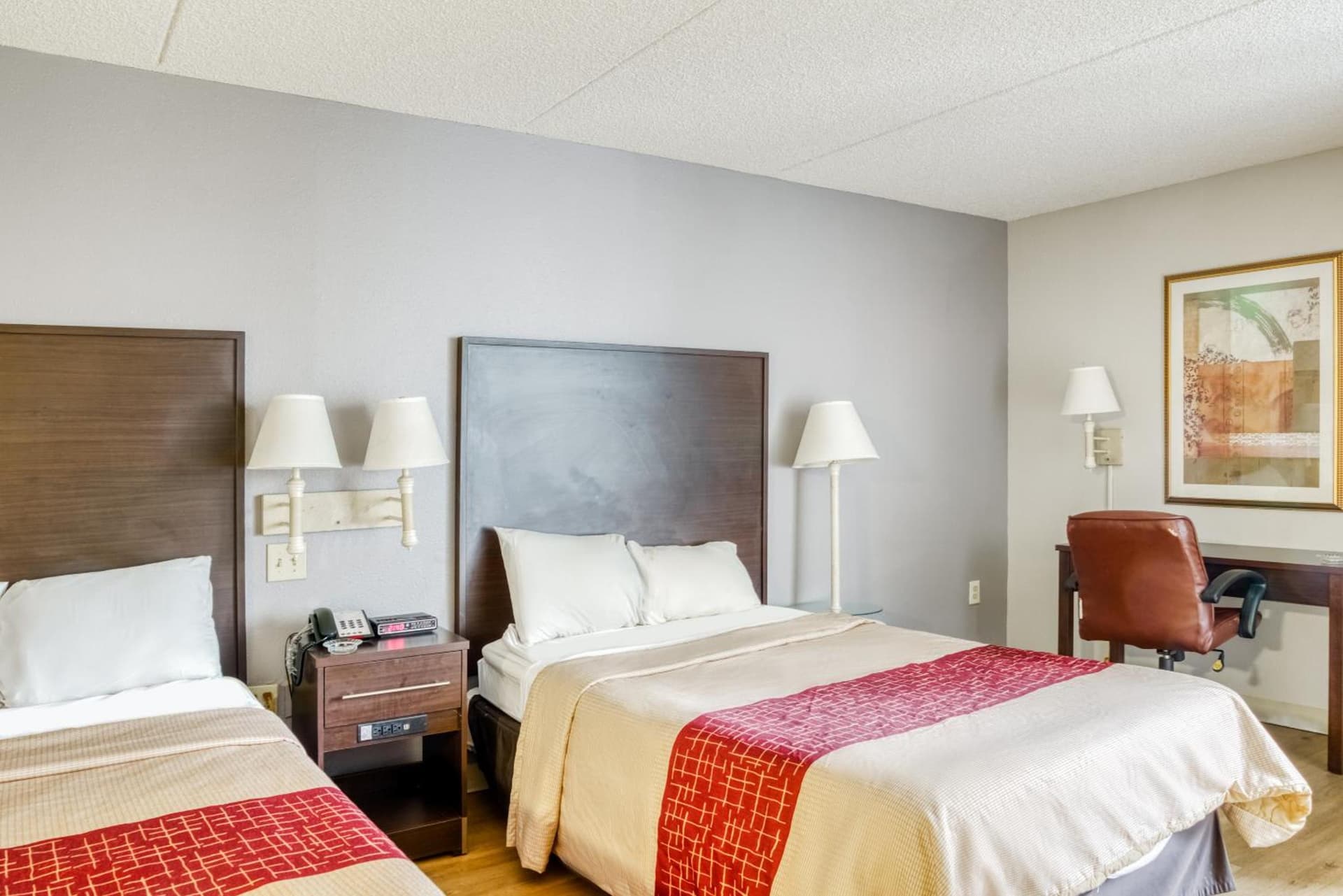 OYO Hotel Burlington South gallery photo in Burlington, NC — image 38