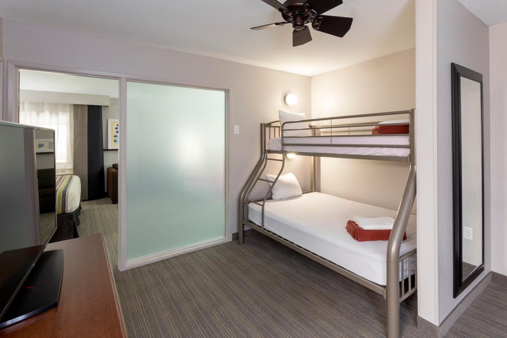 Country Inn & Suites by Radisson, Fargo, ND gallery photo in Fargo, ND — image 16