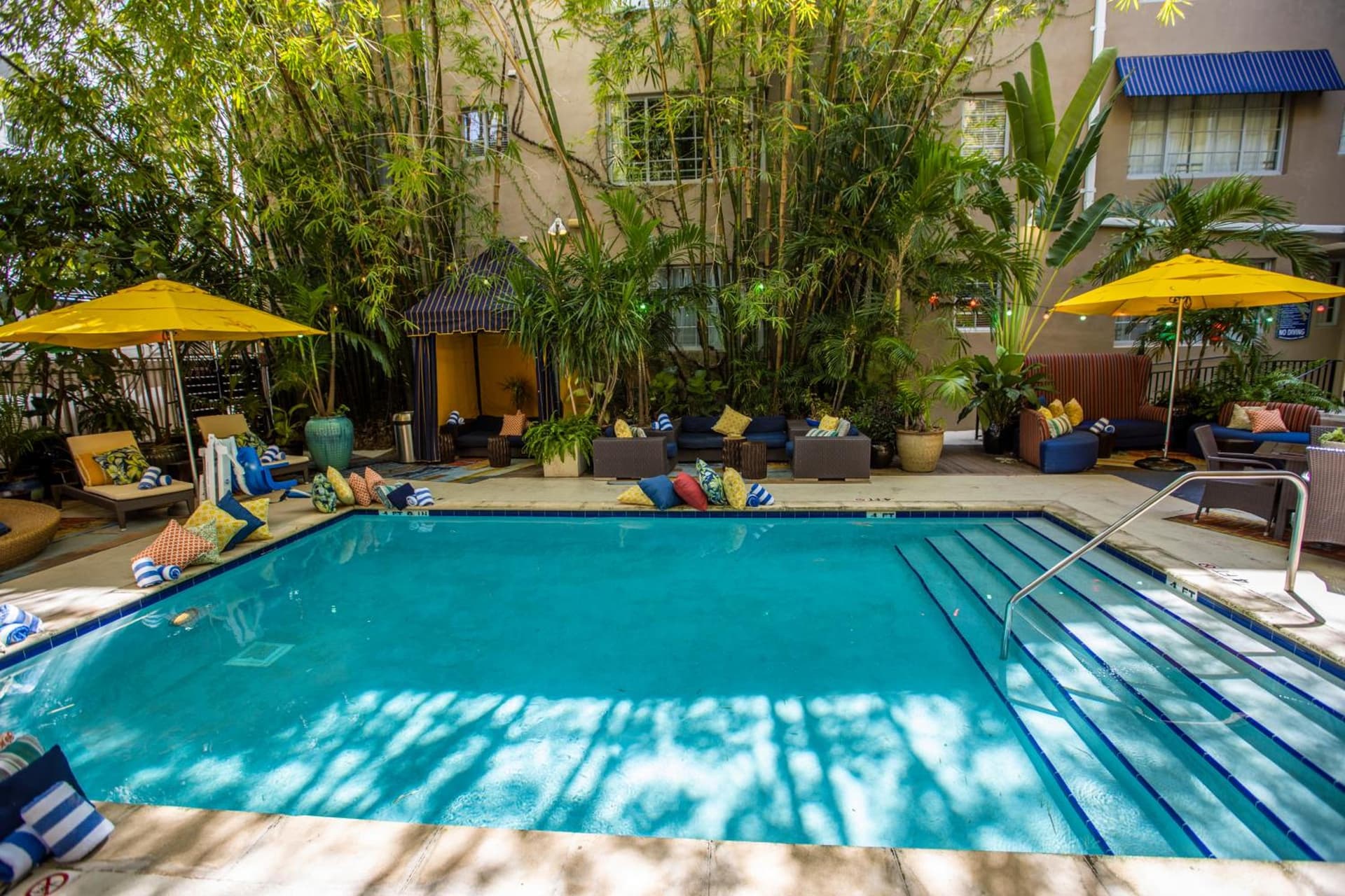 Riviera Suites interior in Miami Beach, FL — gallery photo 2