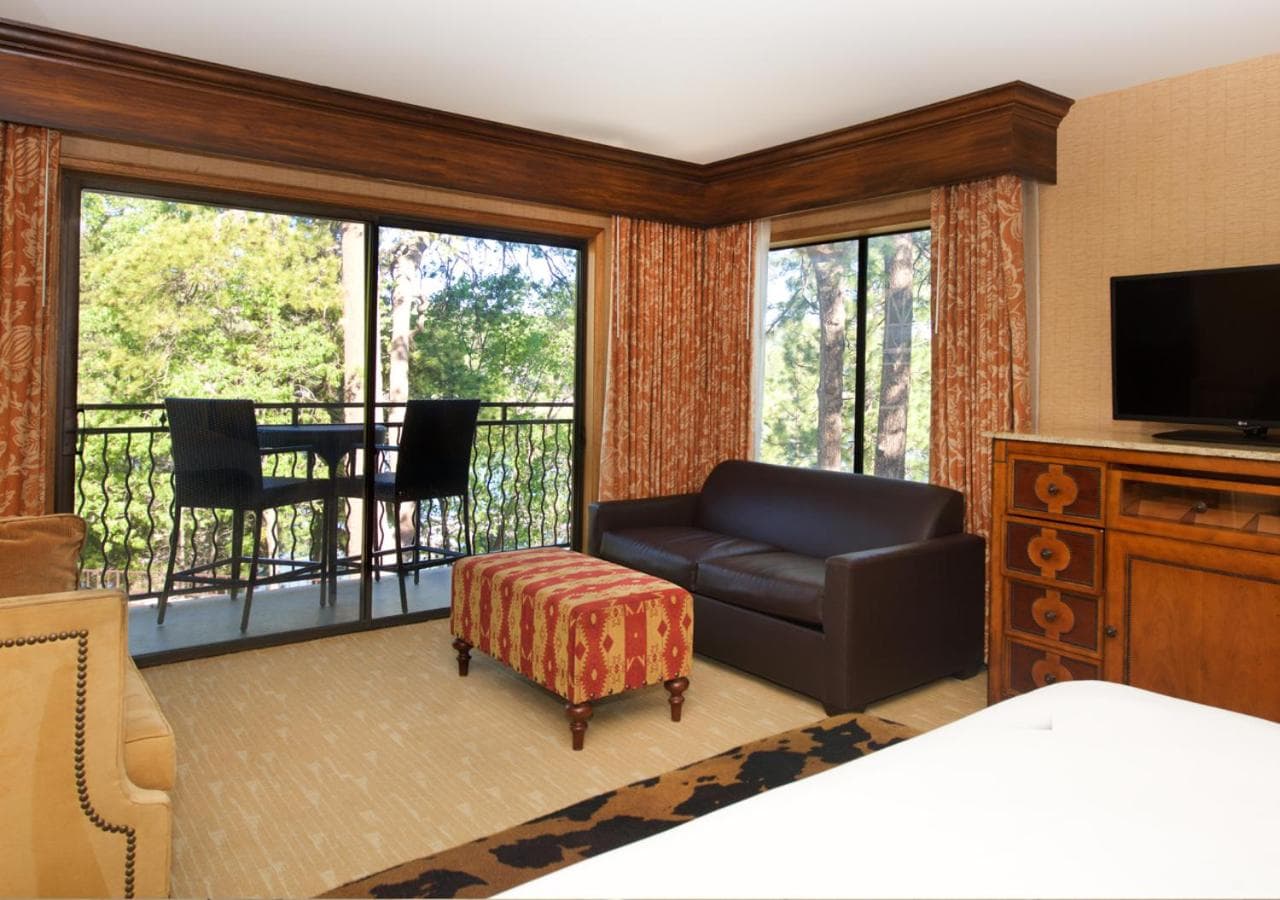 Lake Arrowhead Resort & Spa interior in Lake Arrowhead, CA — gallery photo 2