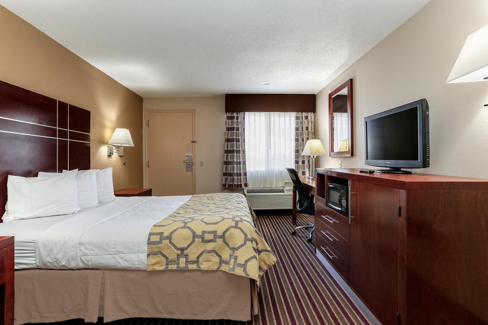Baymont by Wyndham Bowling Green gallery photo in Bowling Green, KY — image 18
