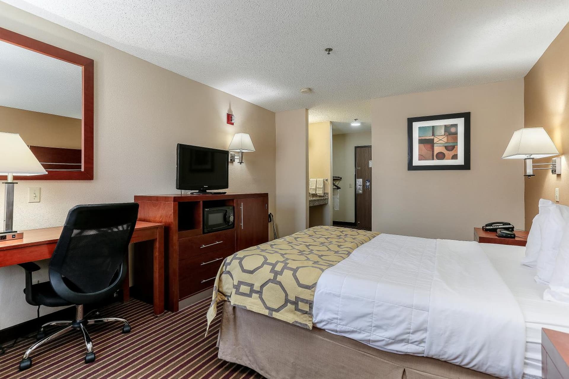 Baymont by Wyndham Bowling Green gallery photo in Bowling Green, KY — image 30