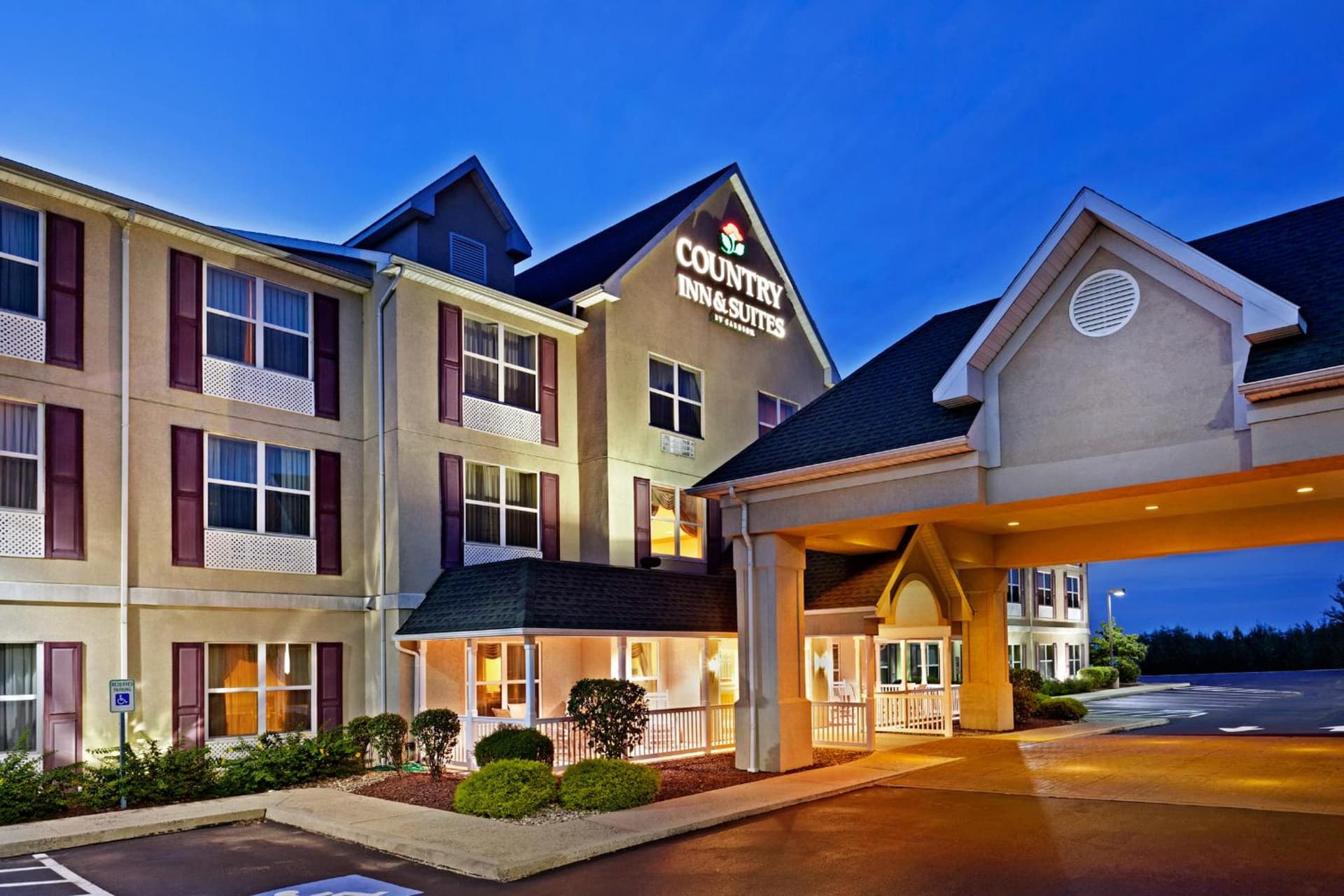 Country Inn & Suites by Radisson, Frackville (Pottsville), PA gallery photo in Mount Pleasant, PA — image 40