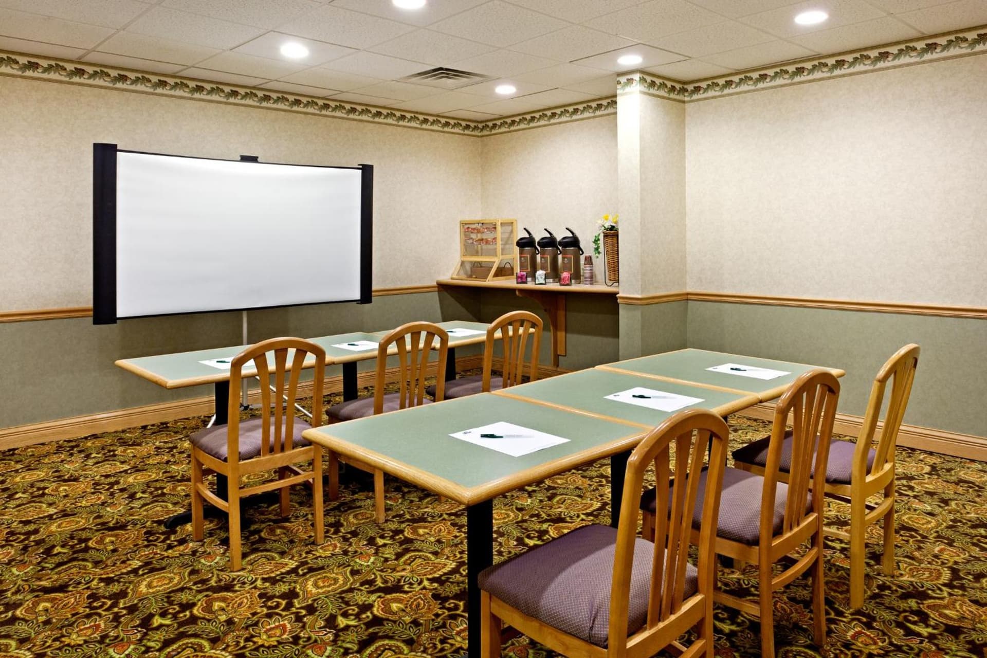 Country Inn & Suites by Radisson, Frackville (Pottsville), PA gallery photo in Mount Pleasant, PA — image 25