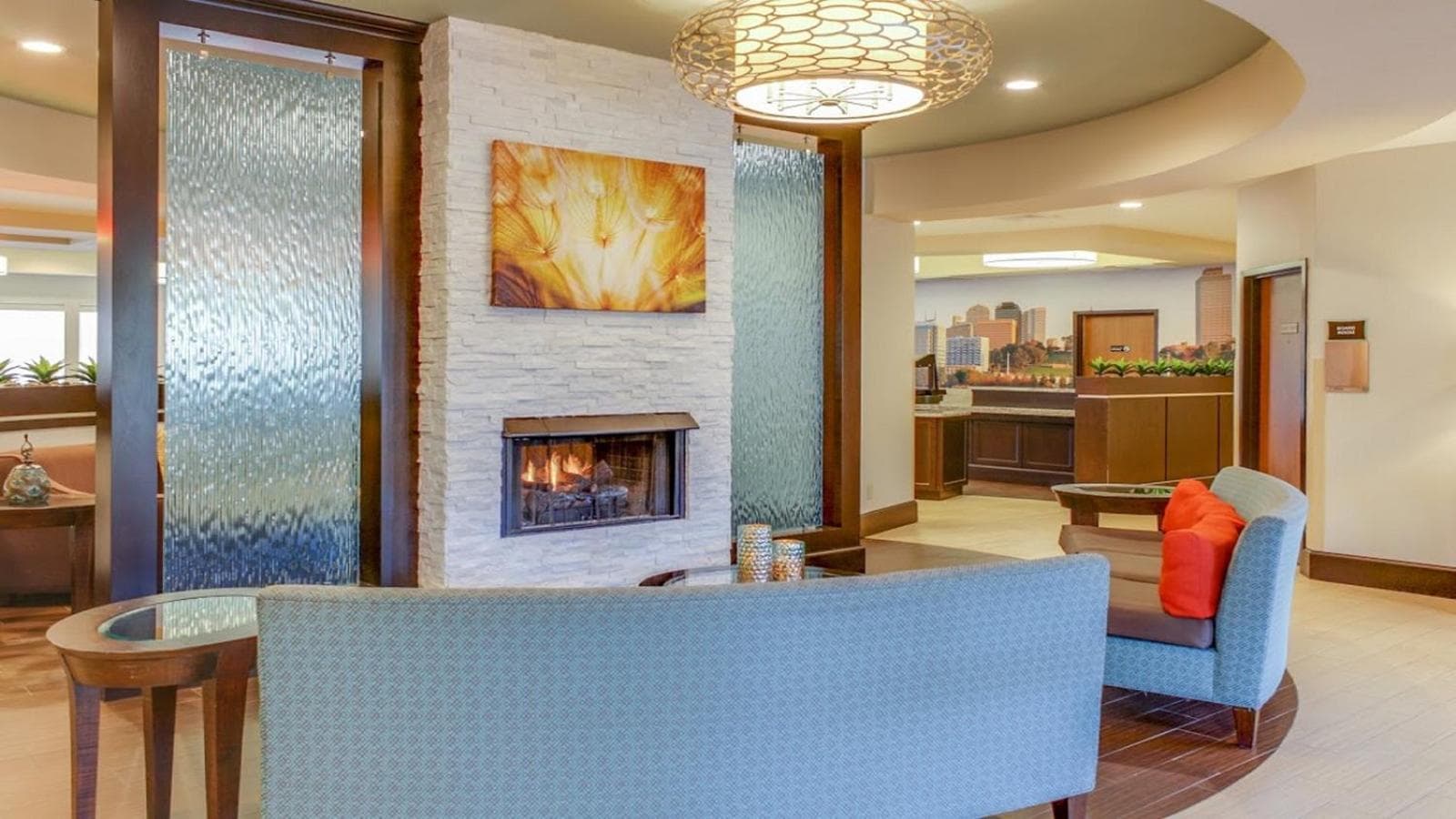 Club Hotel Nashville Inn & Suites interior in Nashville, TN — gallery photo 2