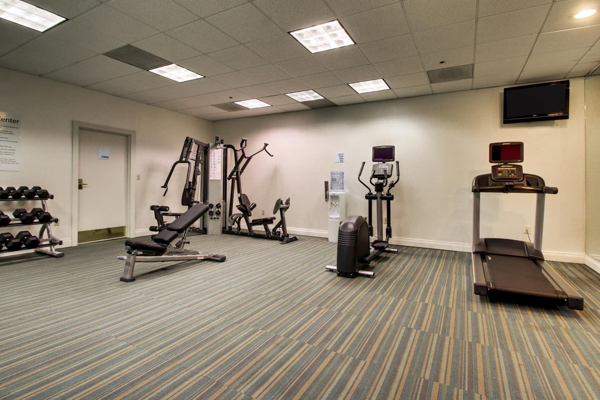 Holiday Inn Express Poughkeepsie by IHG property views in Poughkeepsie, NY — gallery photo 3