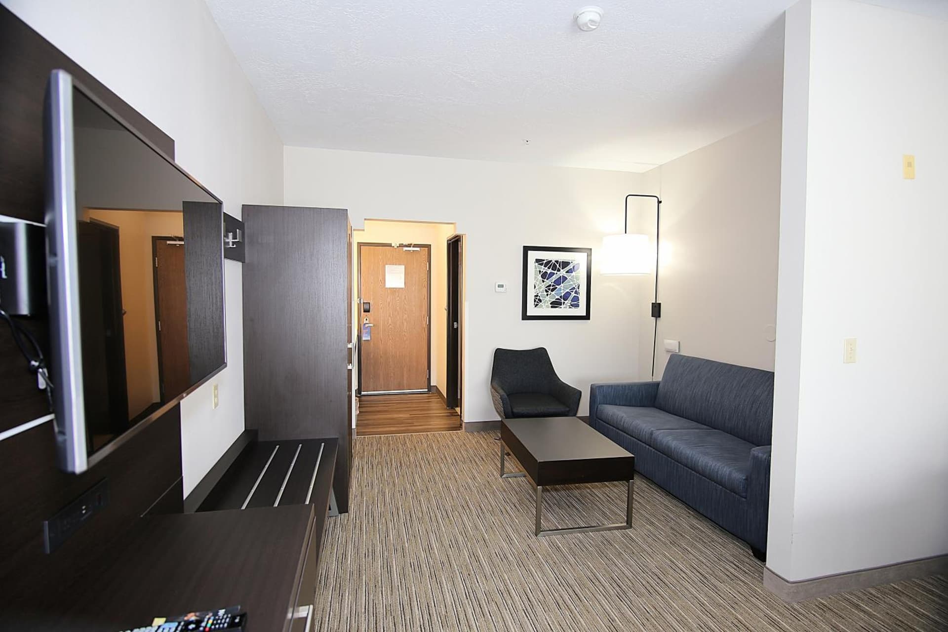 Holiday Inn Express Hotel & Suites Ashland by IHG gallery photo in Ashland, OR — image 13
