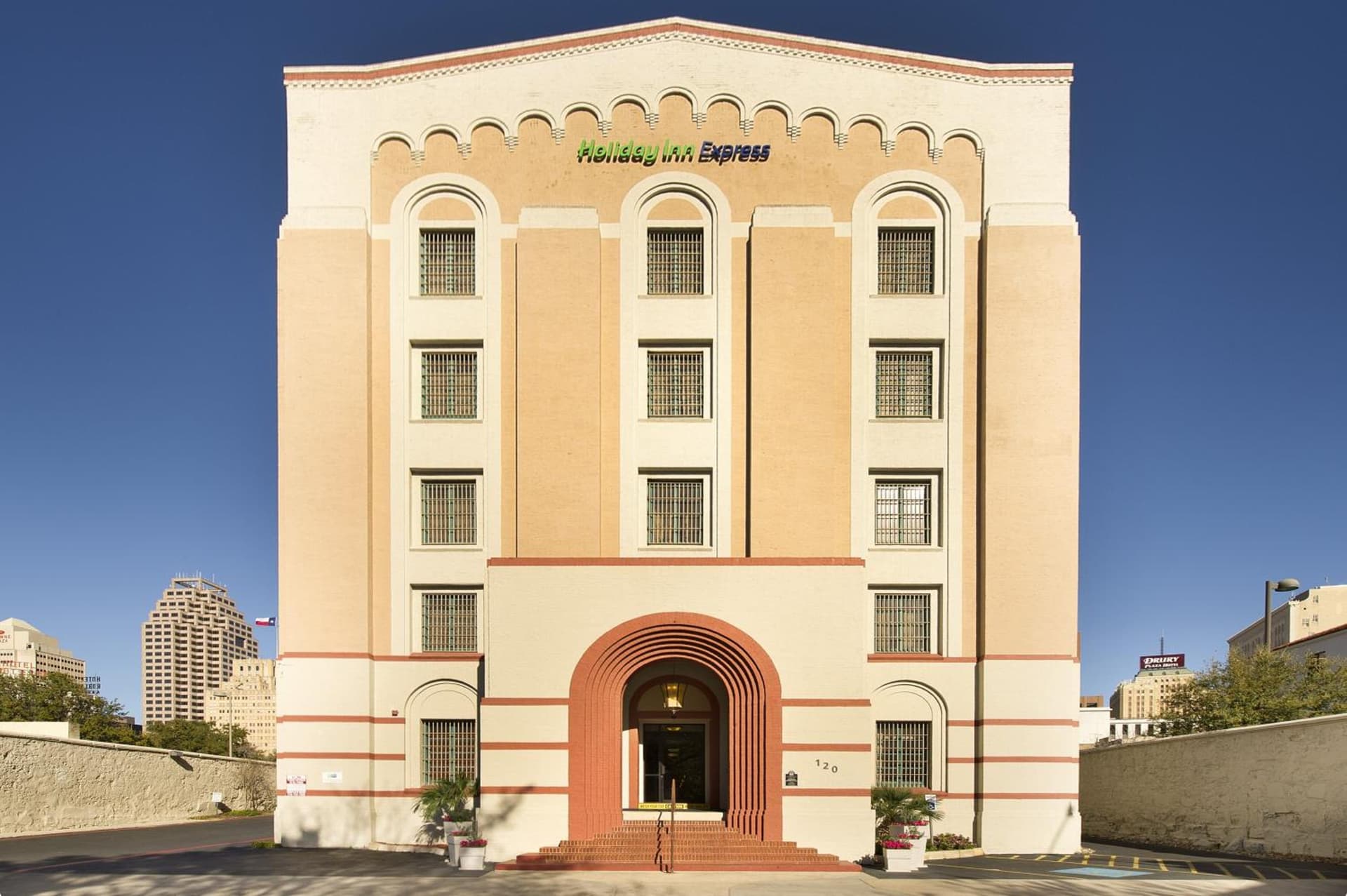 Holiday Inn Express San Antonio North Riverwalk Area by IHG featured exterior or lobby in San Antonio, TX — similar hotel