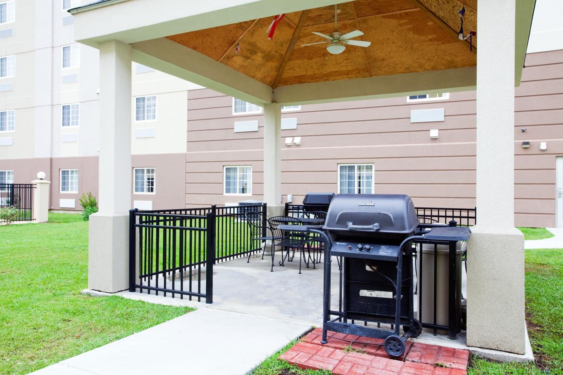 Candlewood Suites Jacksonville by IHG gallery photo in Jacksonville, NC — image 20