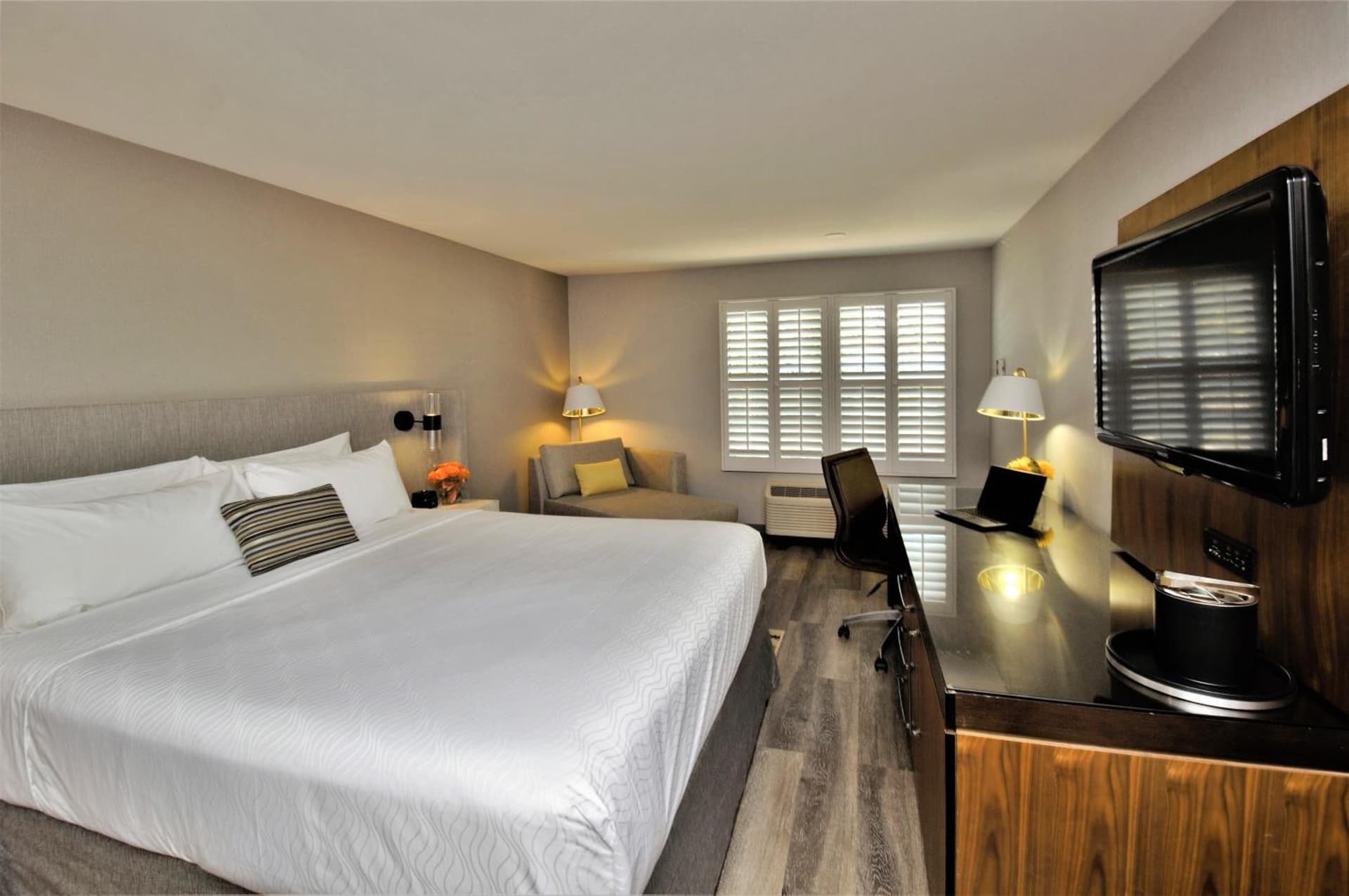 Hotel Indigo Napa Valley by IHG gallery photo in Napa, CA — image 35