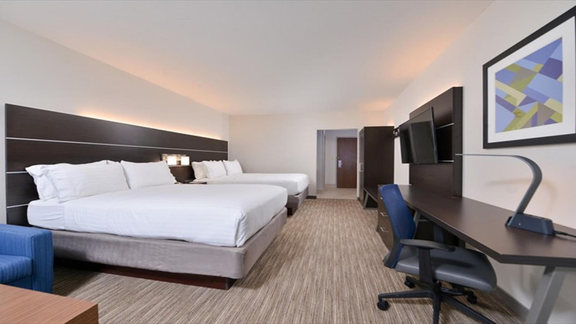 Holiday Inn Express & Suites - Parkersburg East by IHG interior in Parish-Morris Subdivision, WV — gallery photo 2
