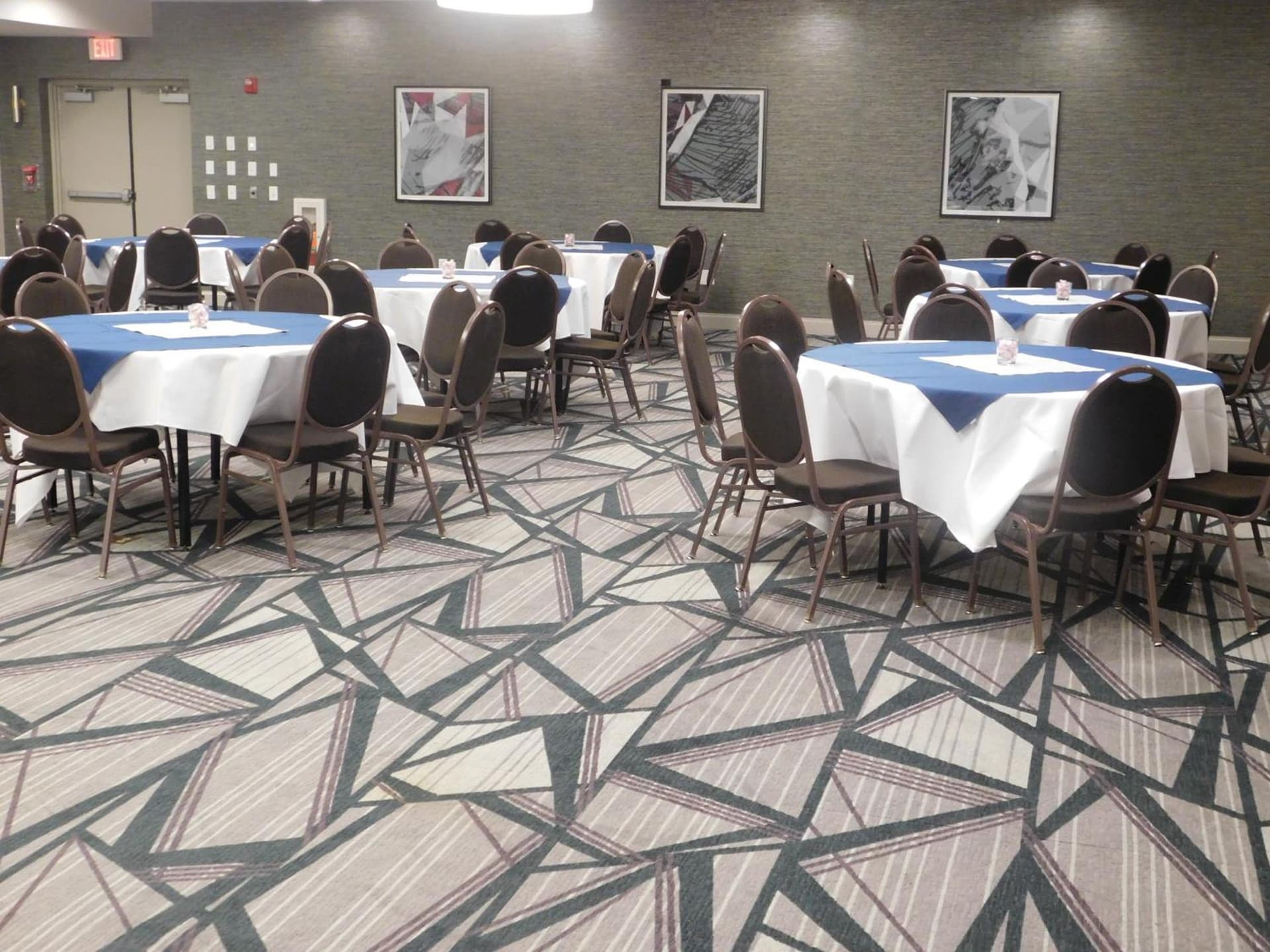 Holiday Inn Hotel & Suites Rochester - Marketplace by IHG gallery photo in Rochester, NY — image 35