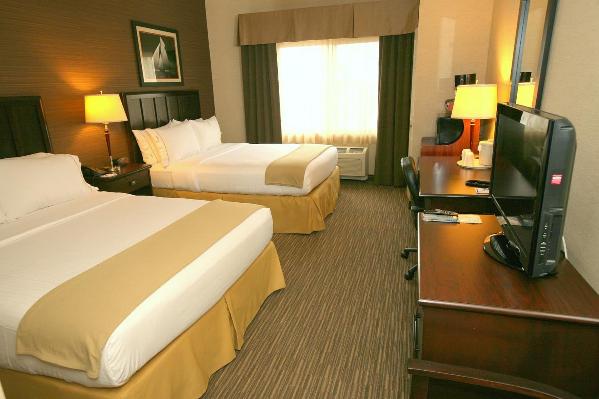 Holiday Inn Express San Diego South - Chula Vista by IHG interior in Chula Vista, CA — gallery photo 2