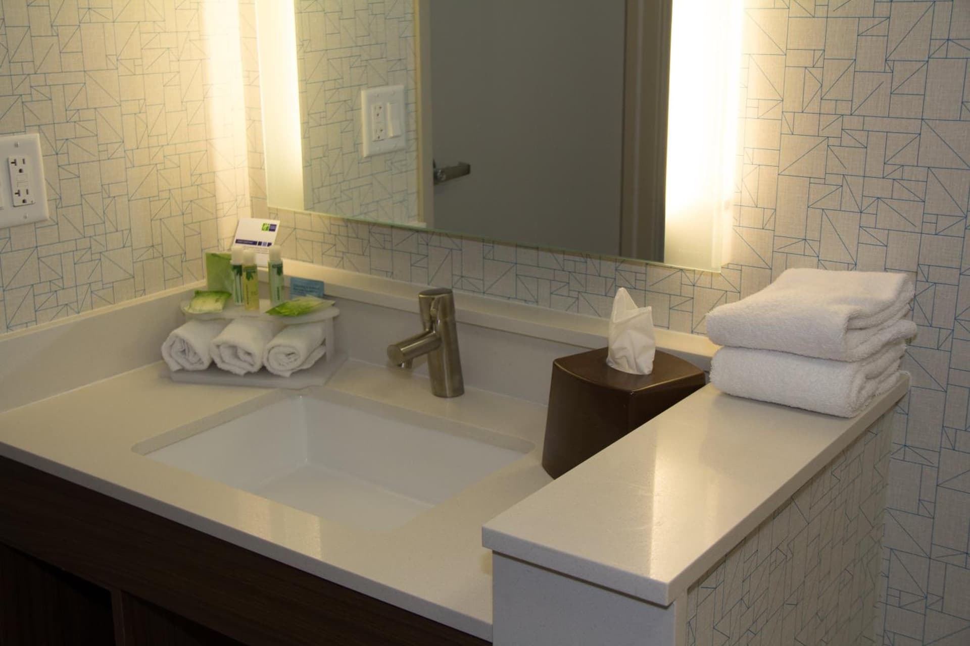 Holiday Inn Express Salt Lake City Downtown by IHG gallery photo in Salt Lake City, UT — image 5