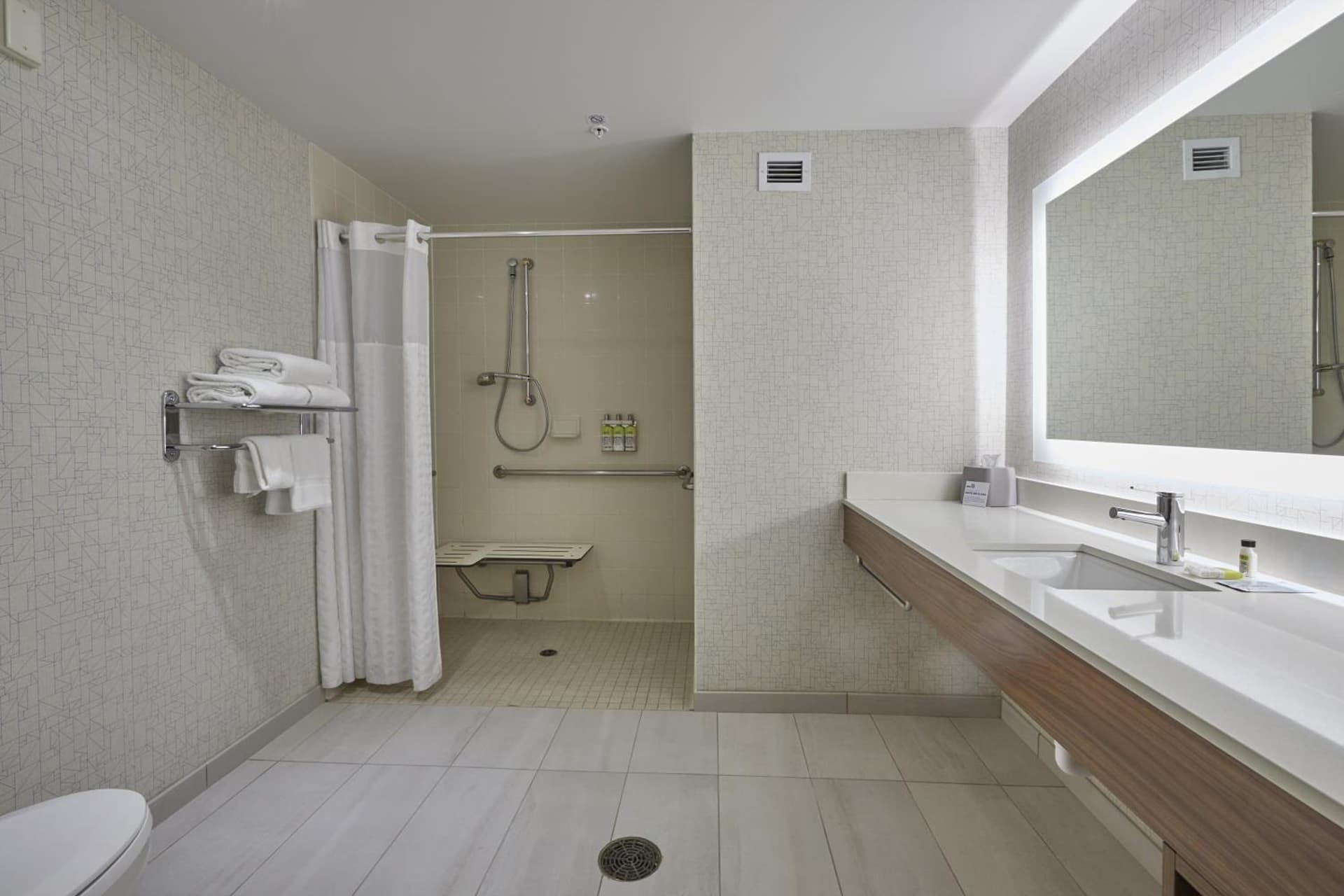 Holiday Inn Express : Eugene - Springfield by IHG gallery photo in Springfield, OR — image 7