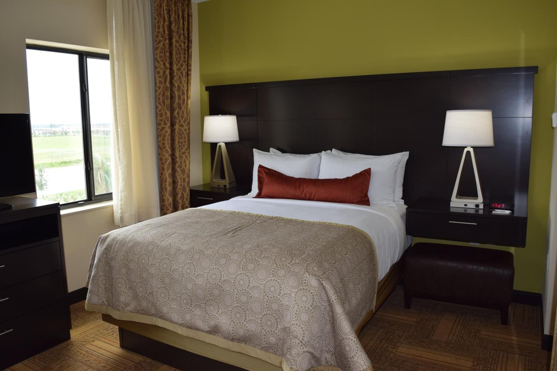 Staybridge Suites Tomball by IHG interior in Tomball, TX — gallery photo 2