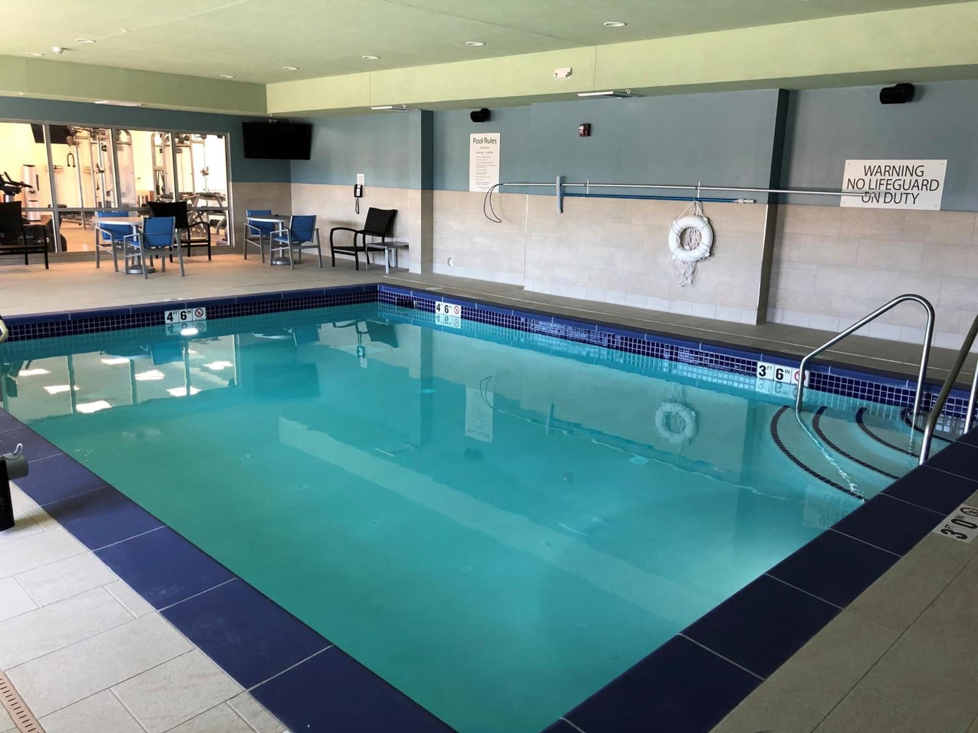 Holiday Inn Express & Suites - Springfield North by IHG gallery photo in Springfield, MO — image 18