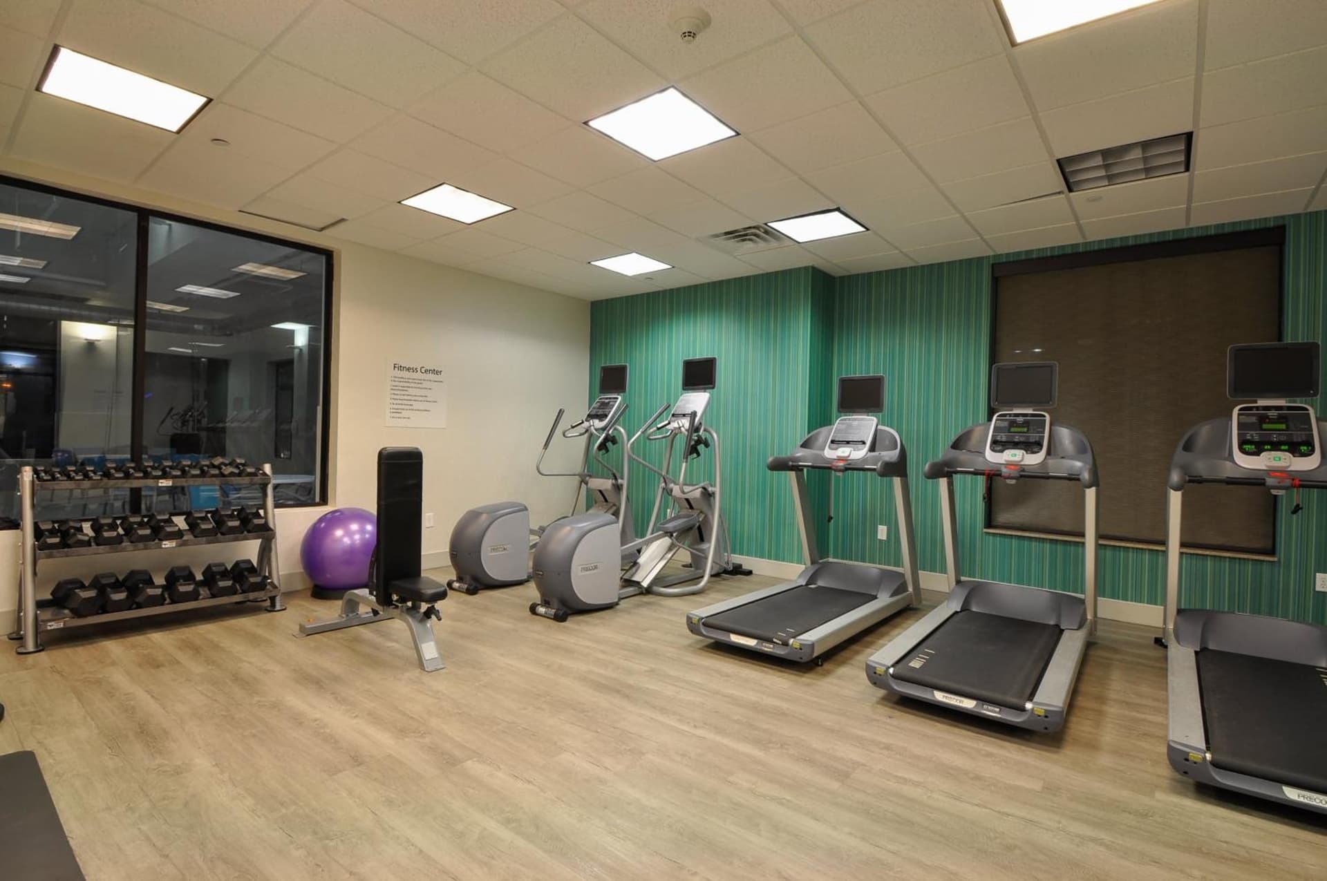 Holiday Inn Express Quantico - Stafford by IHG gallery photo in Stafford, VA — image 49