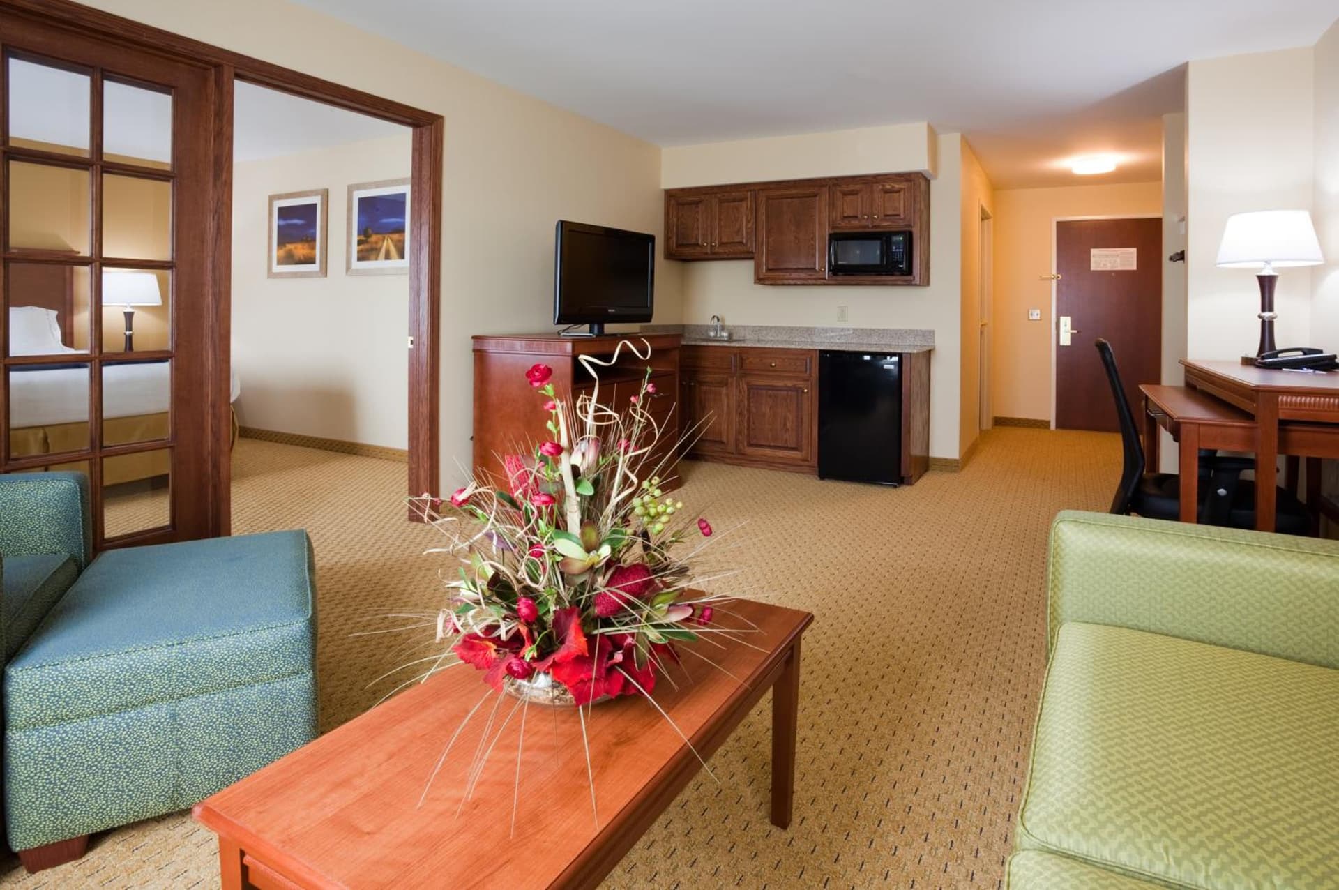 Holiday Inn Express Sheboygan-Kohler / I-43 by IHG property views in Sheboygan, WI — gallery photo 3