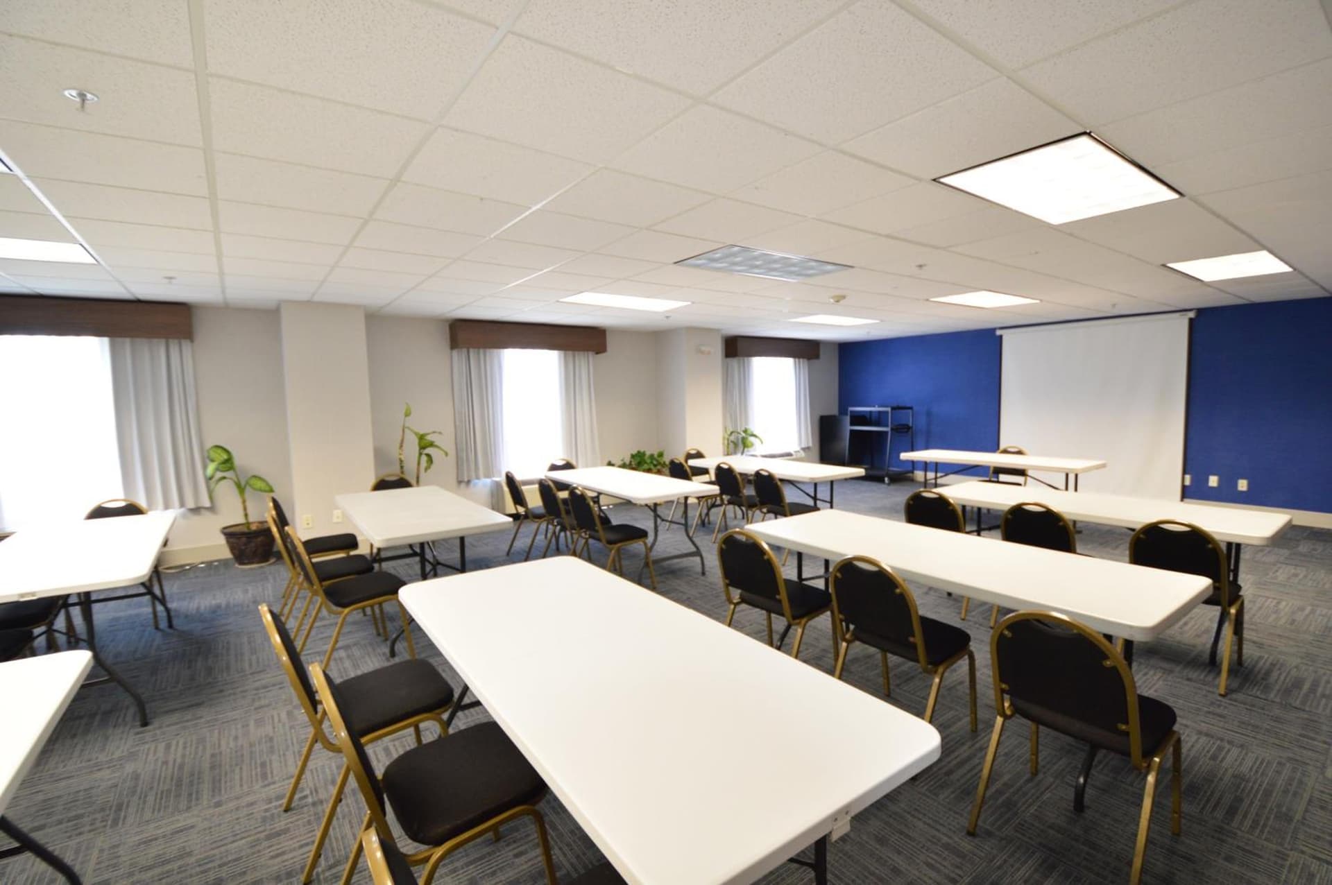 Holiday Inn Express Toledo-Oregon by IHG gallery photo in Oregon, OH — image 9