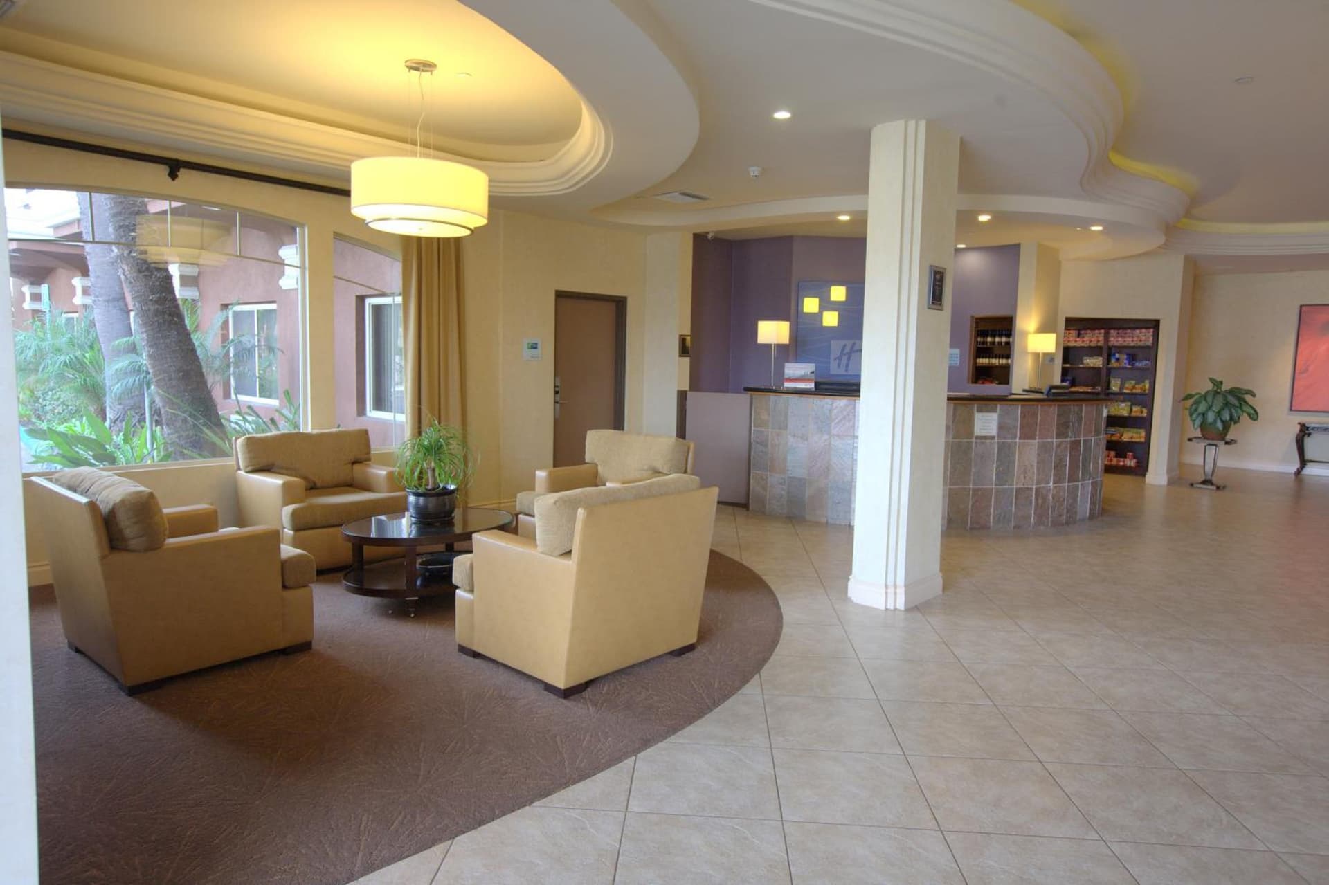 Holiday Inn Express San Diego South - Chula Vista by IHG gallery photo in Chula Vista, CA — image 53