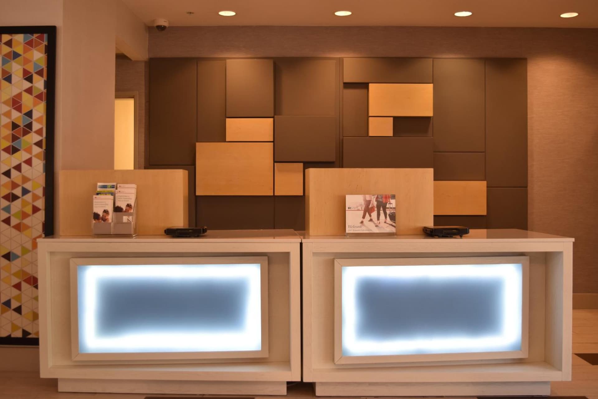 Holiday Inn Express Venice by IHG interior in Venice, FL — gallery photo 2