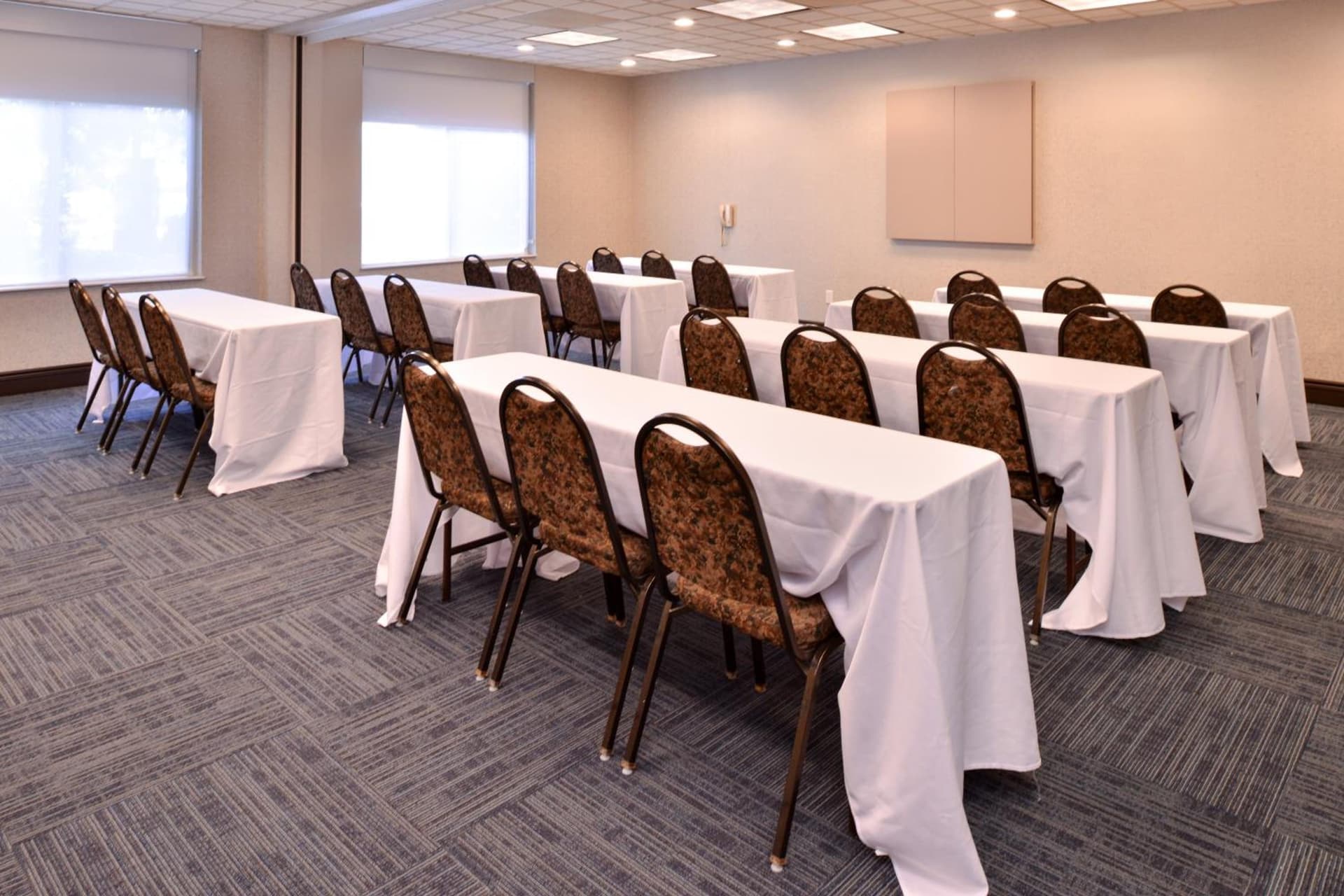 Holiday Inn Express Portland West/Hillsboro by IHG gallery photo in Hillsboro, OR — image 10