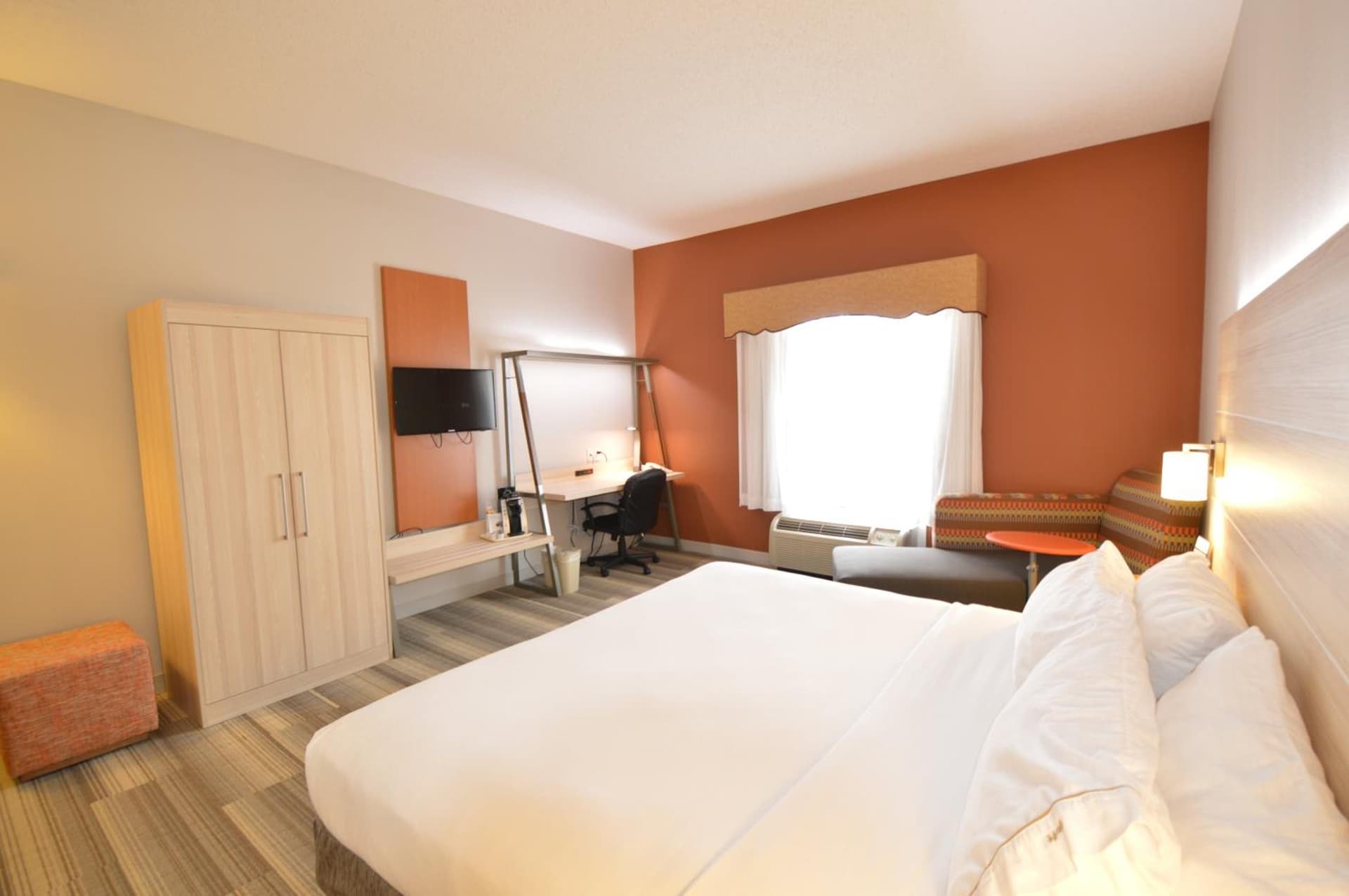 Holiday Inn Express Toledo-Oregon by IHG gallery photo in Oregon, OH — image 28