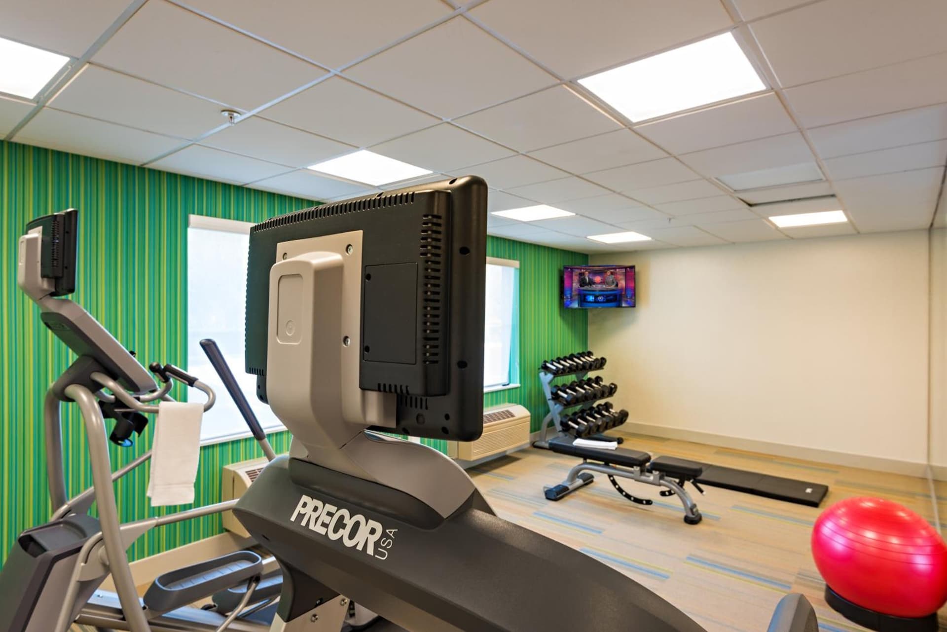 Holiday Inn Express Peoria North - Glendale by IHG gallery photo in Peoria, AZ — image 12