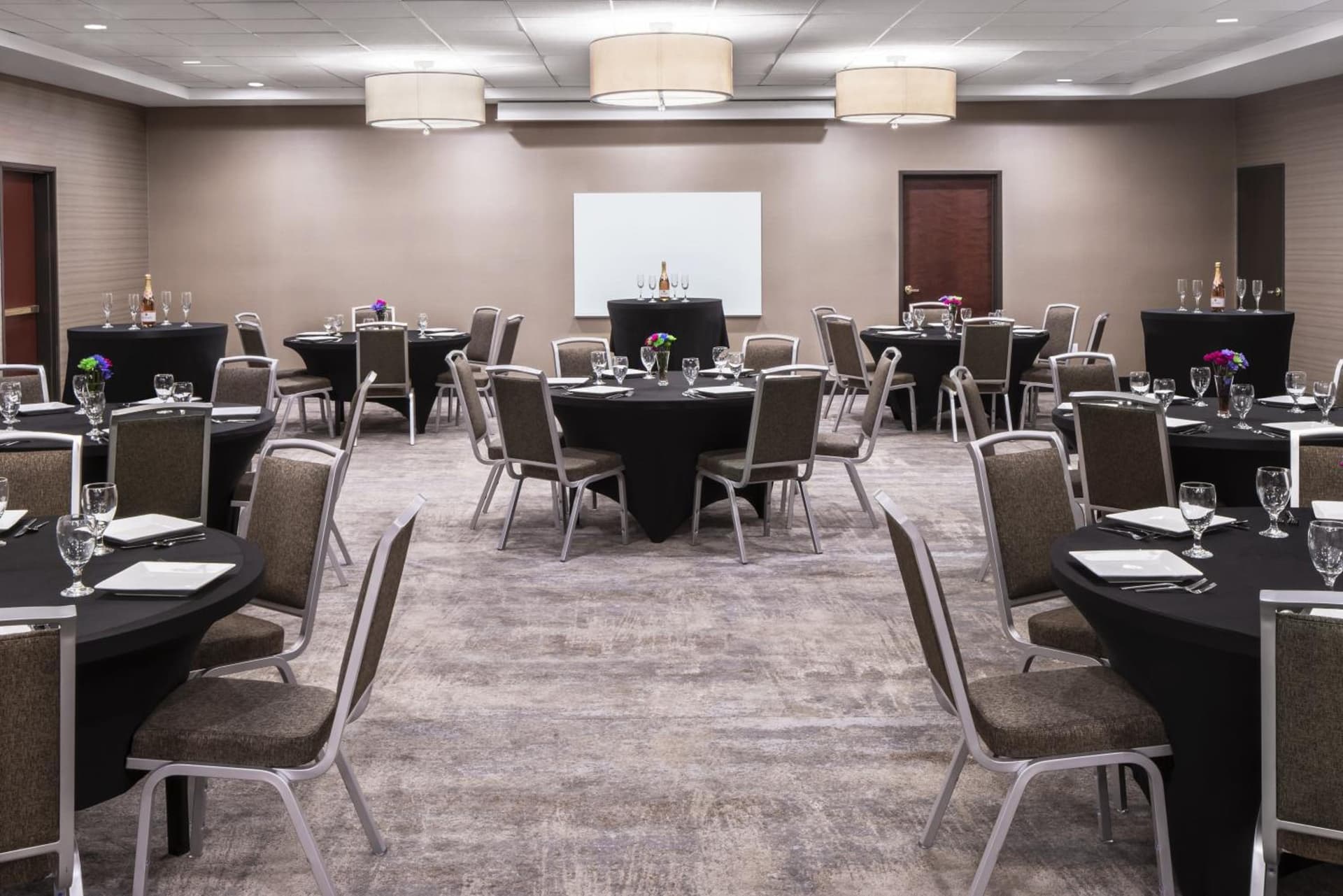 Holiday Inn Odessa by IHG gallery photo in Odessa, TX — image 12