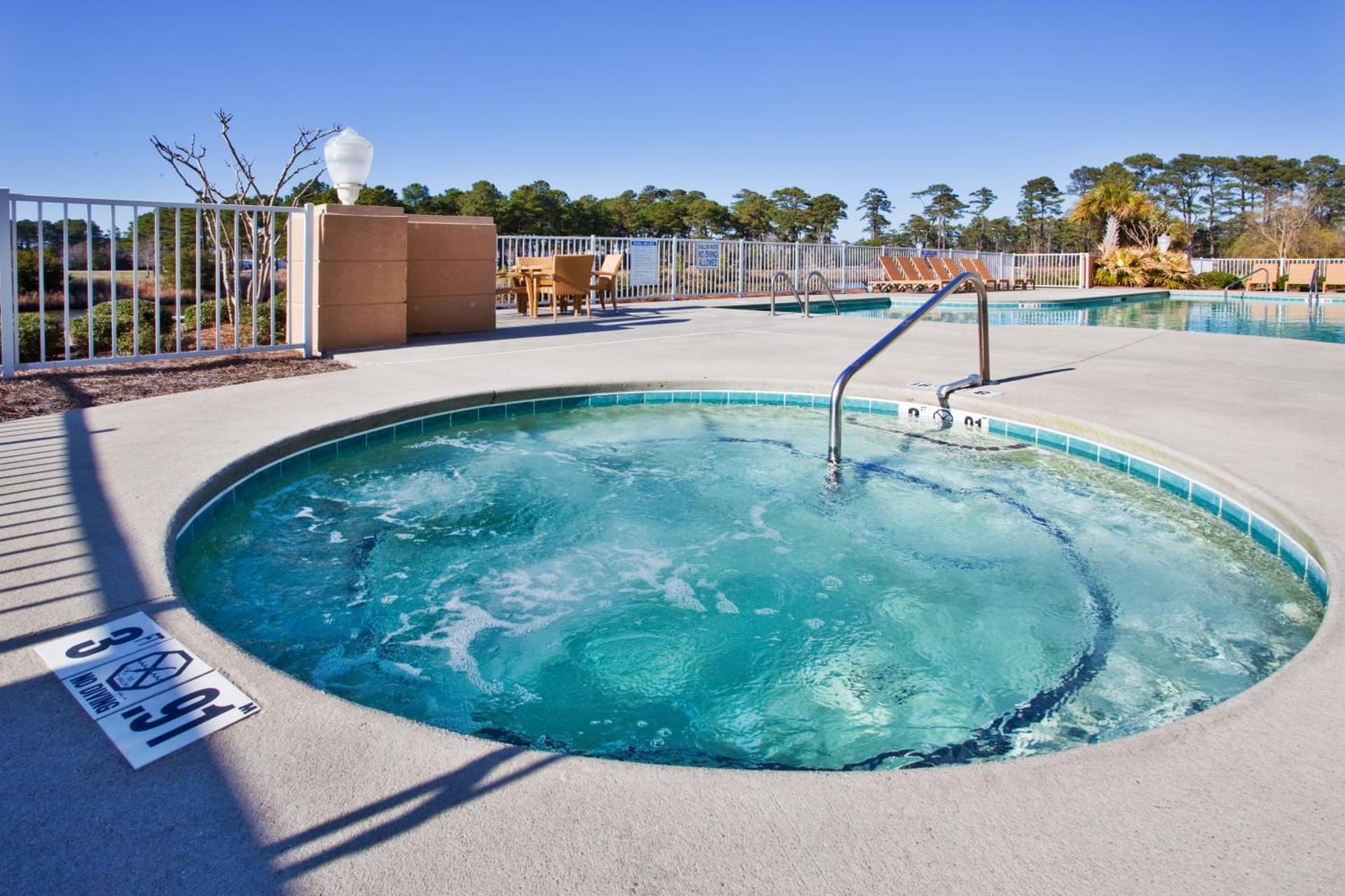 Holiday Inn Express Myrtle Beach-Broadway at the Beach by IHG property views in Myrtle Beach, SC — gallery photo 3