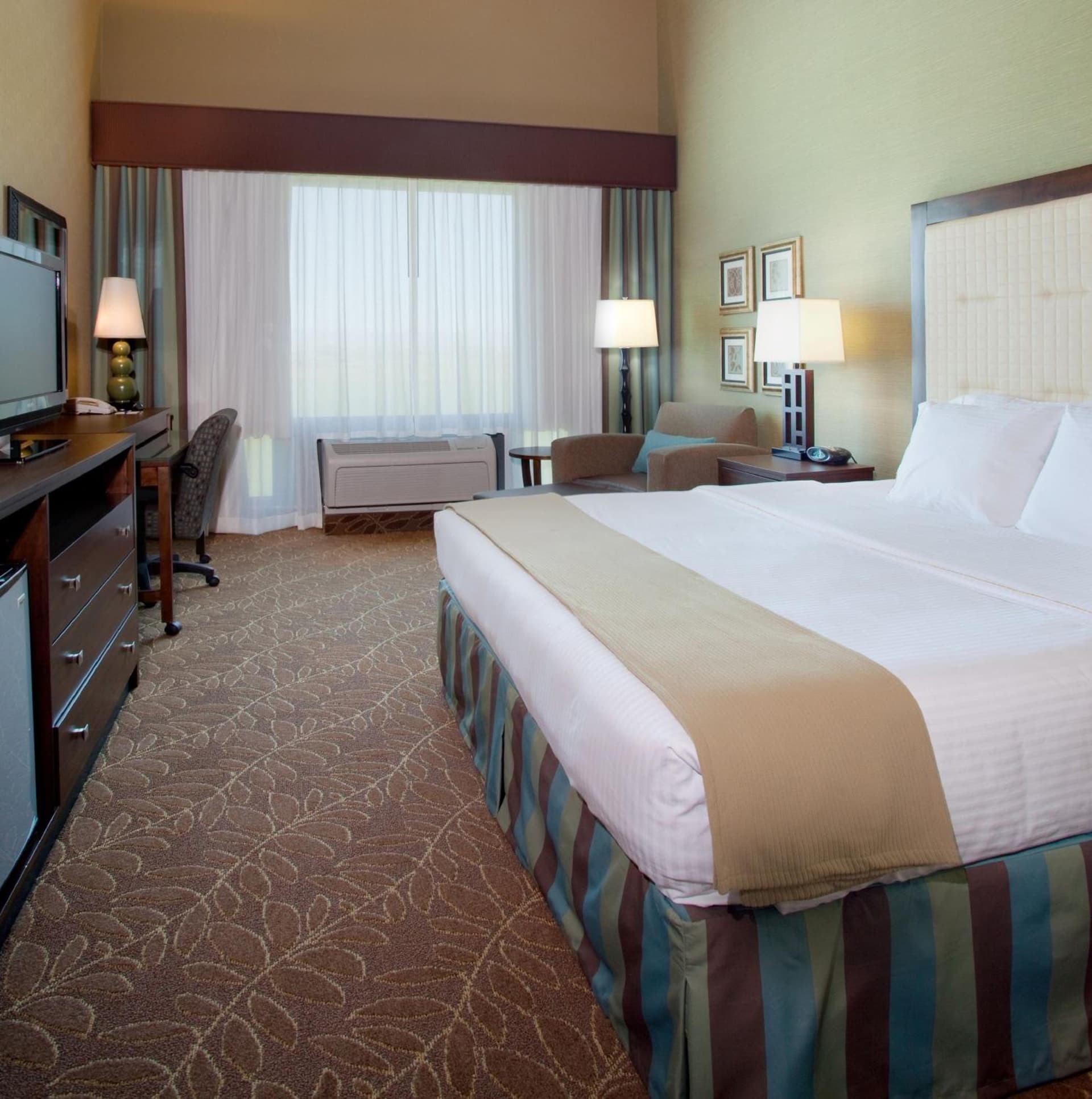 Holiday Inn Express & Suites Logan by IHG gallery photo in Logan, UT — image 29