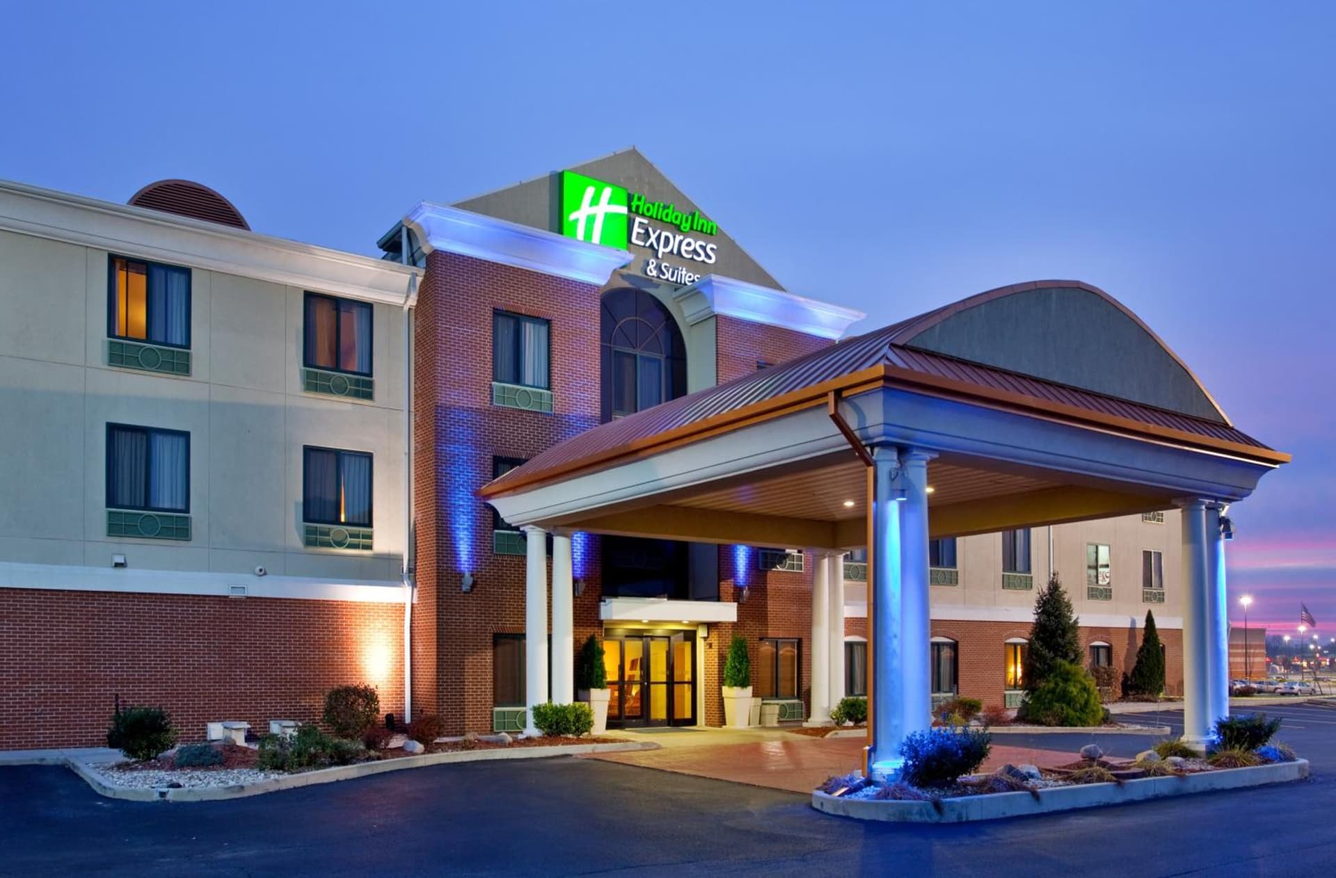 Holiday Inn Express & Suites O'Fallon-Shiloh by IHG interior in Shiloh, IL — gallery photo 2