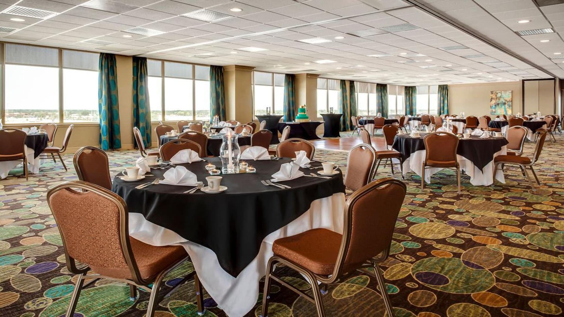 Holiday Inn Hotel & Suites Overland Park-West by IHG gallery photo in Overland Park, KS — image 27
